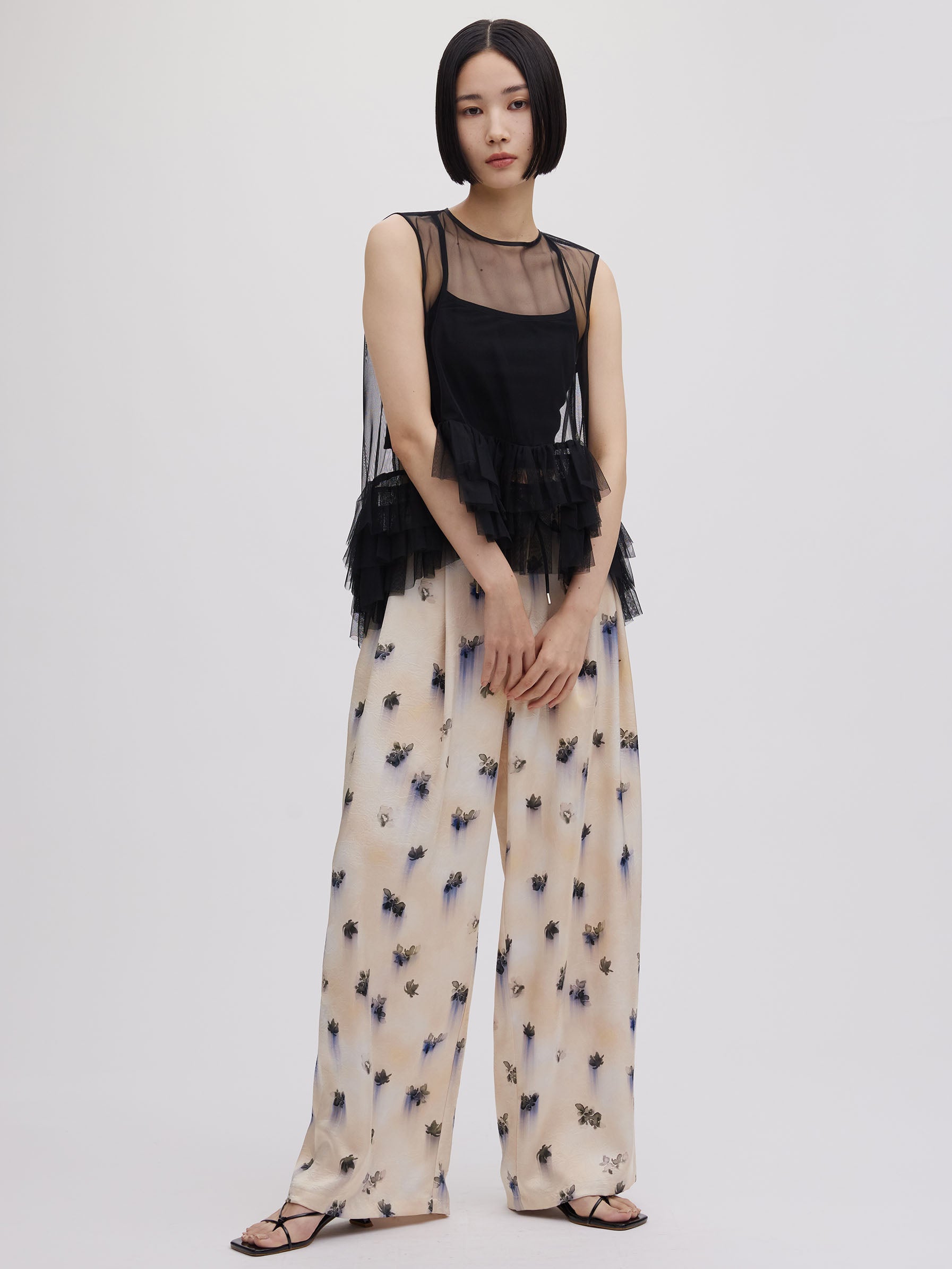 BLACK TULLE HEM RAFFLE TOP