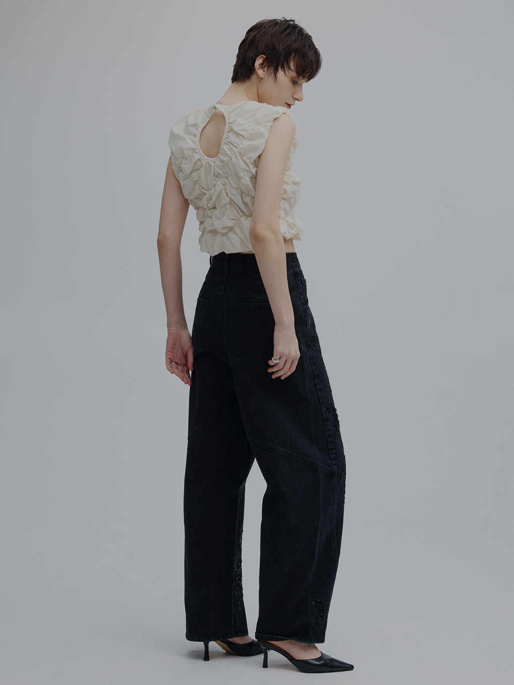 BUMPY GATHER BACK OPEN TOP