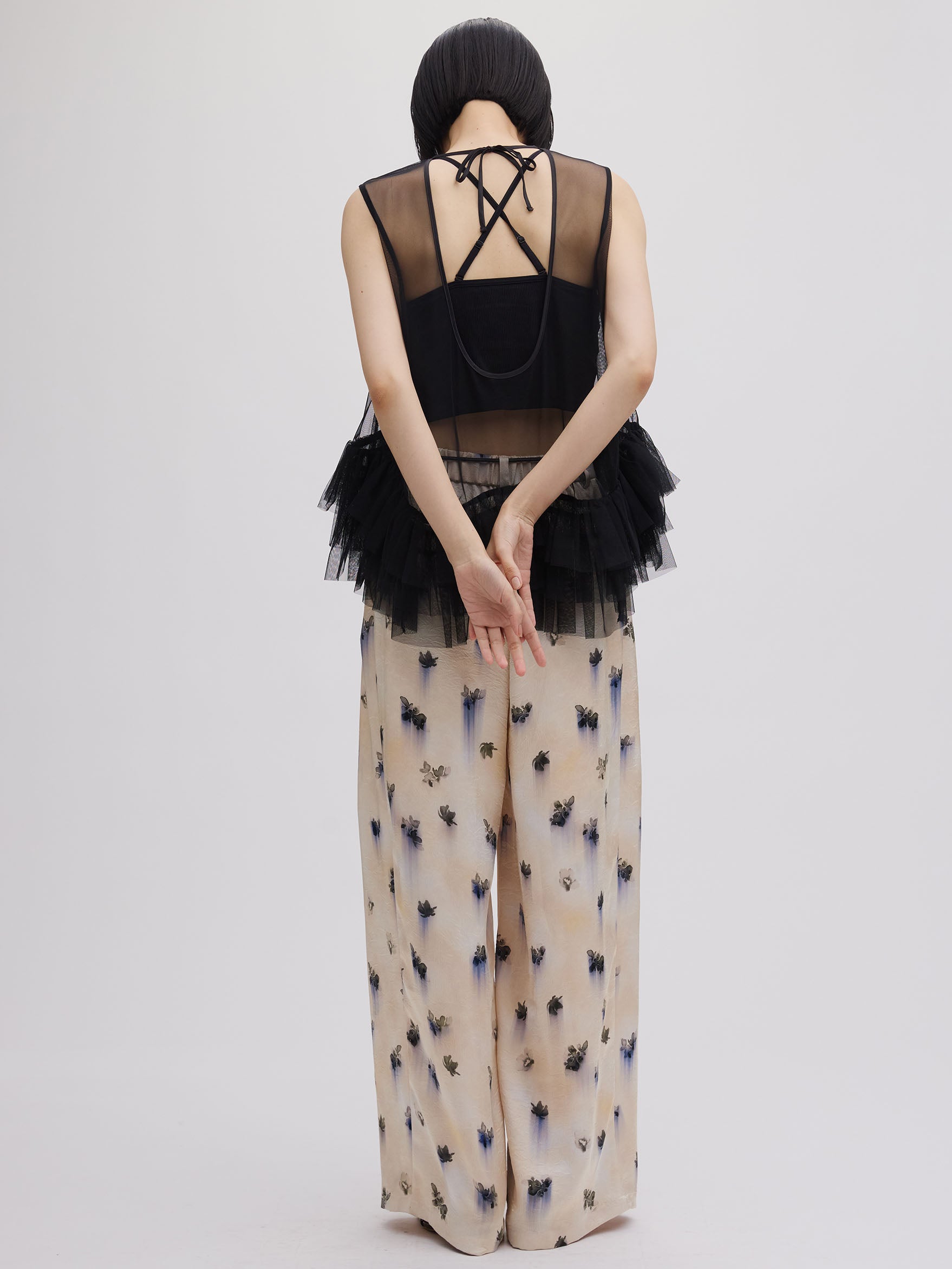 BLACK TULLE HEM RAFFLE TOP
