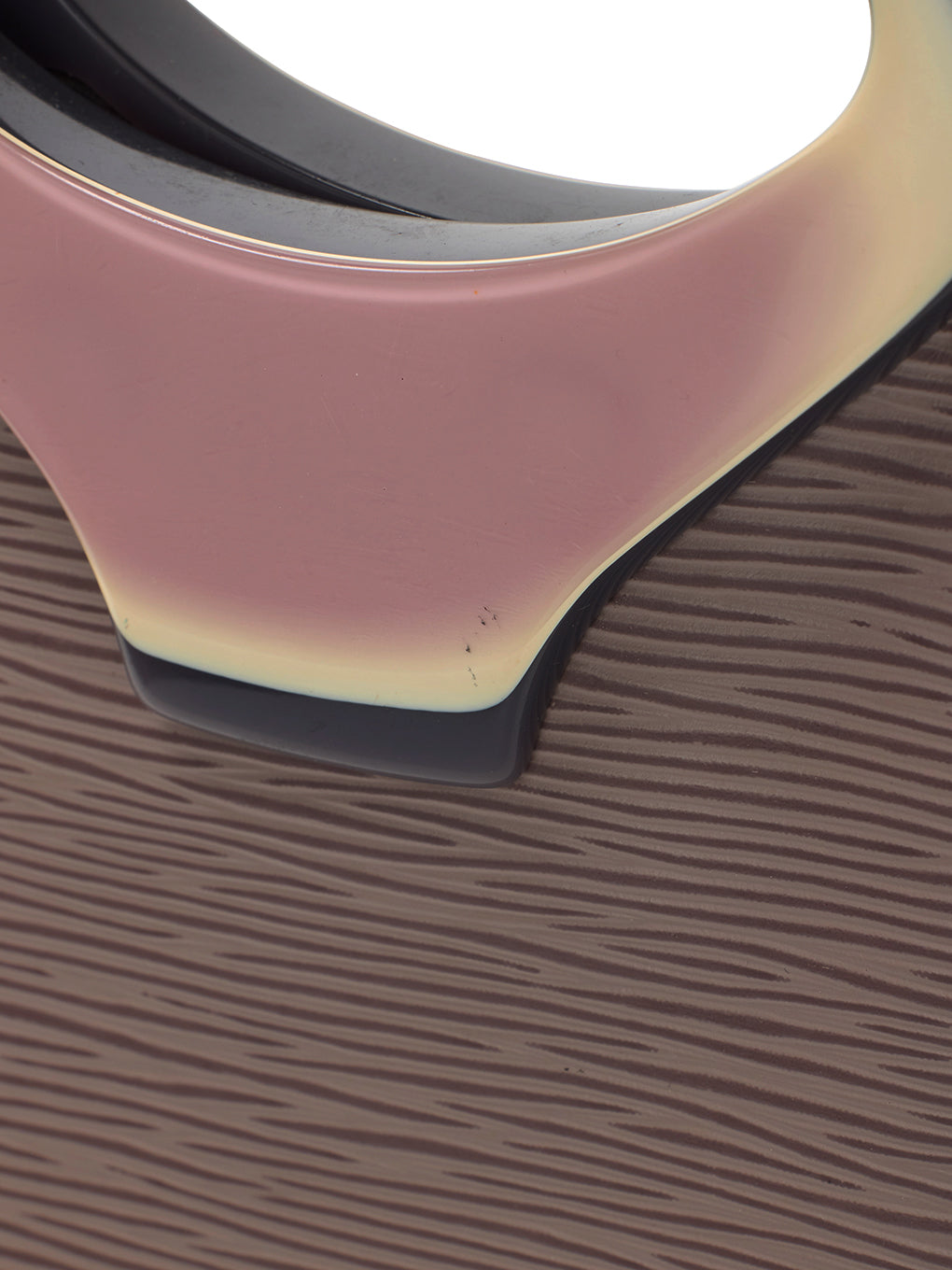 LOUIS VUITTON エピノクタンブル