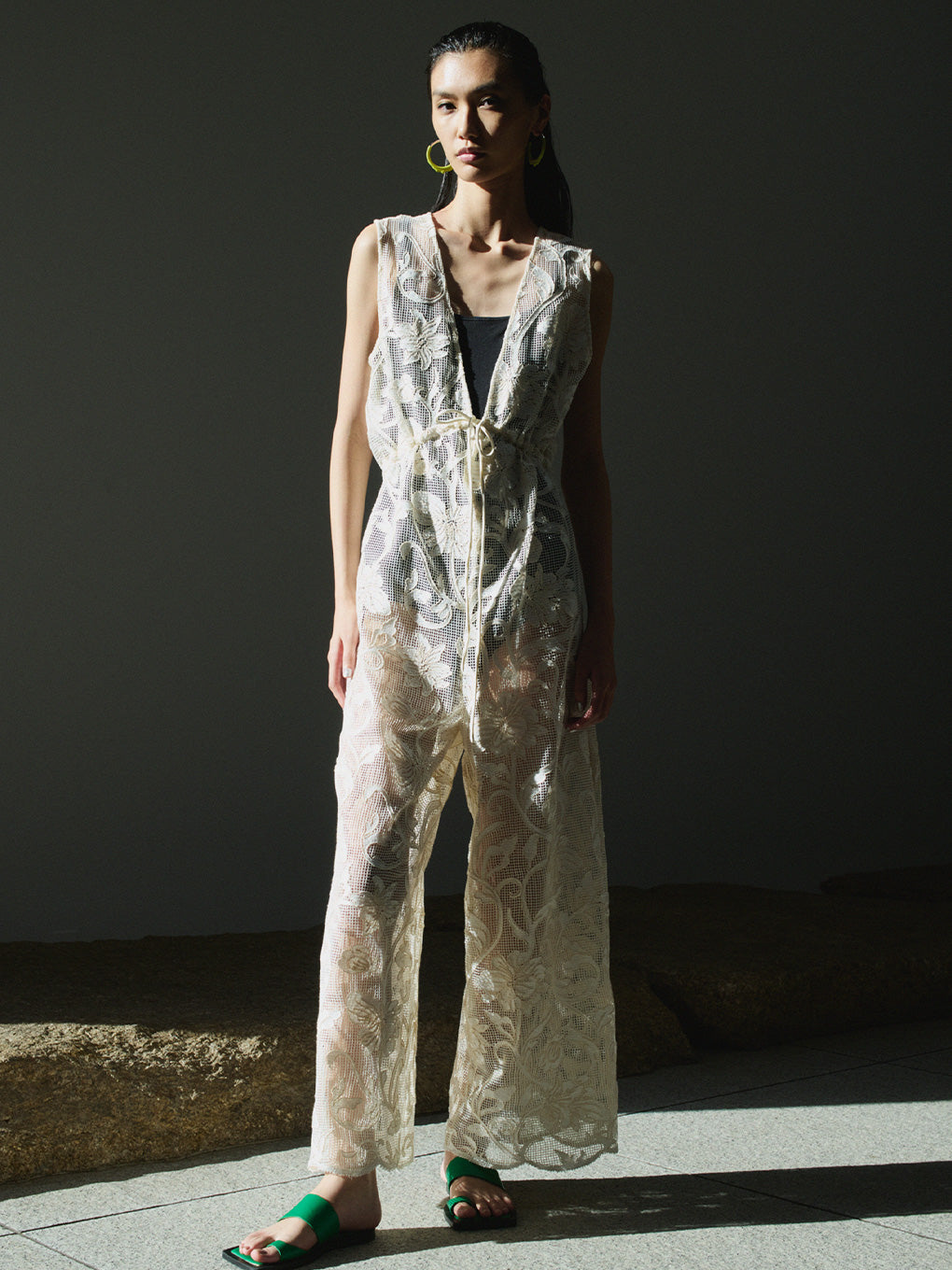 2WAY SILHOUETTE V NECK ROMPERS