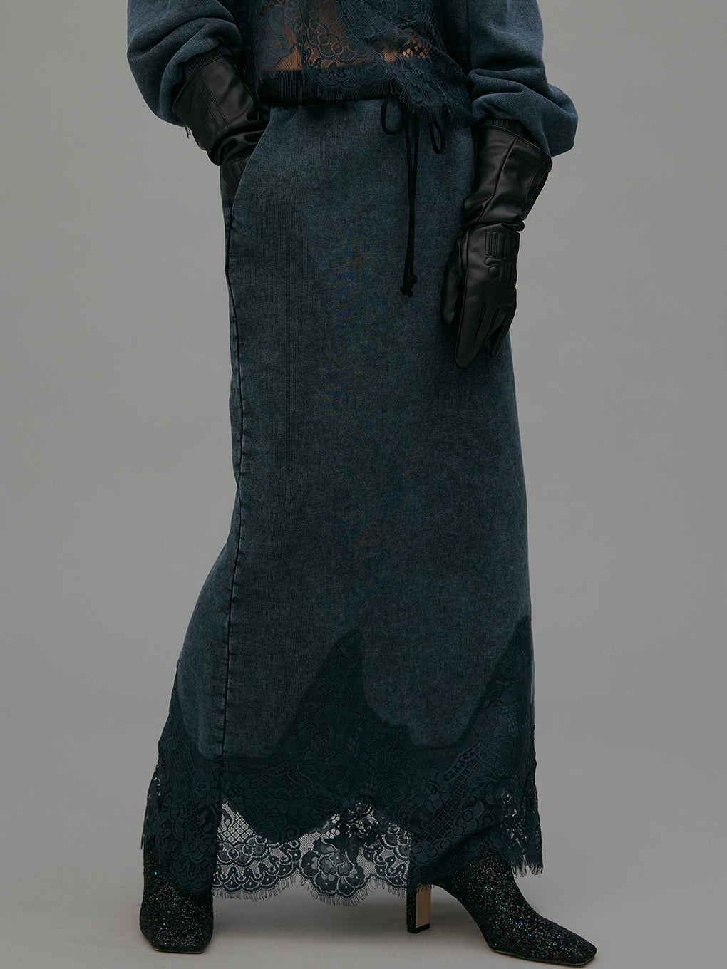 CHEMICAL OVERDYE LACE SWEAT SKIRT 