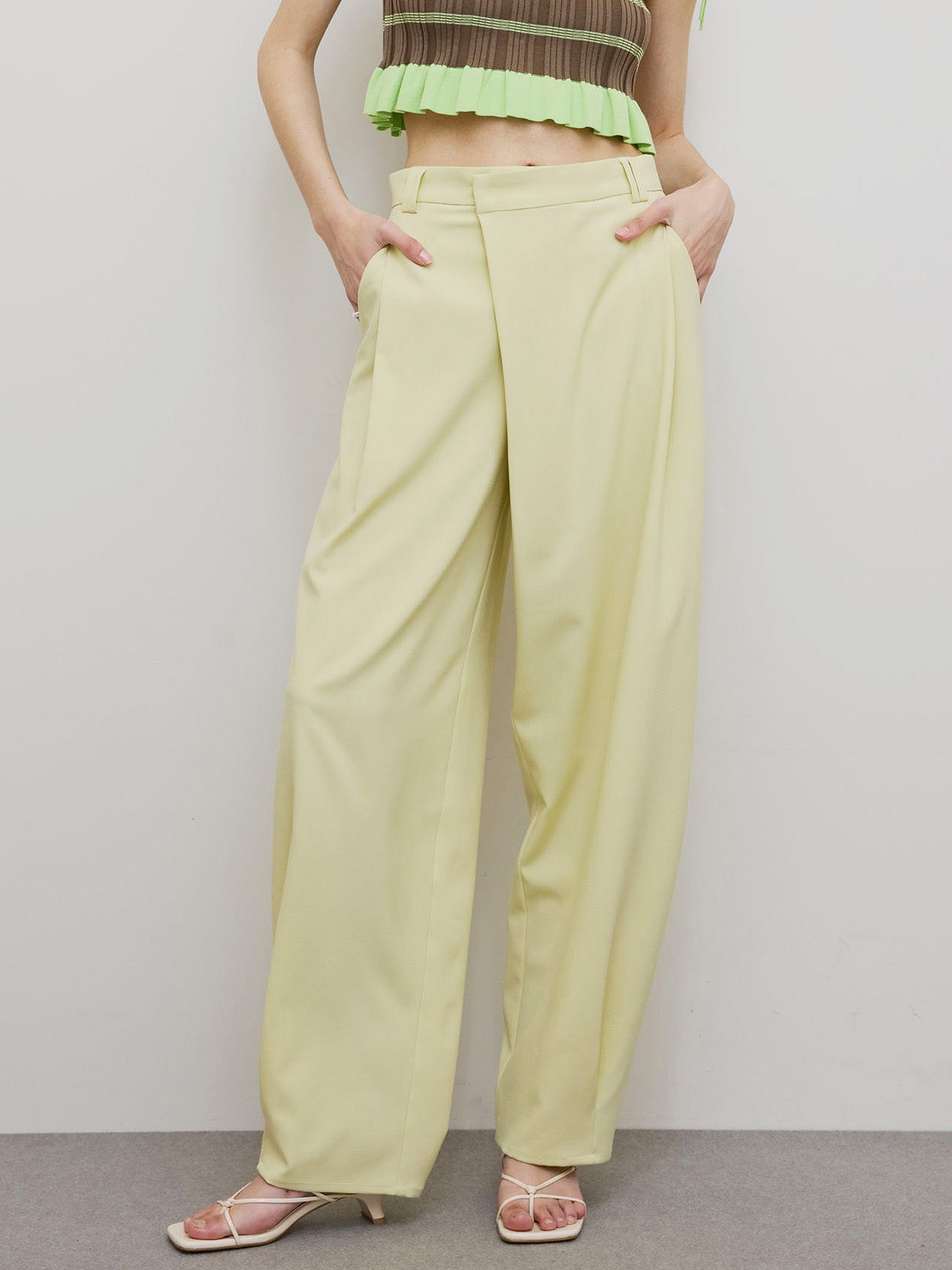 MEDI WIDE TUCK BONTAN PANTS