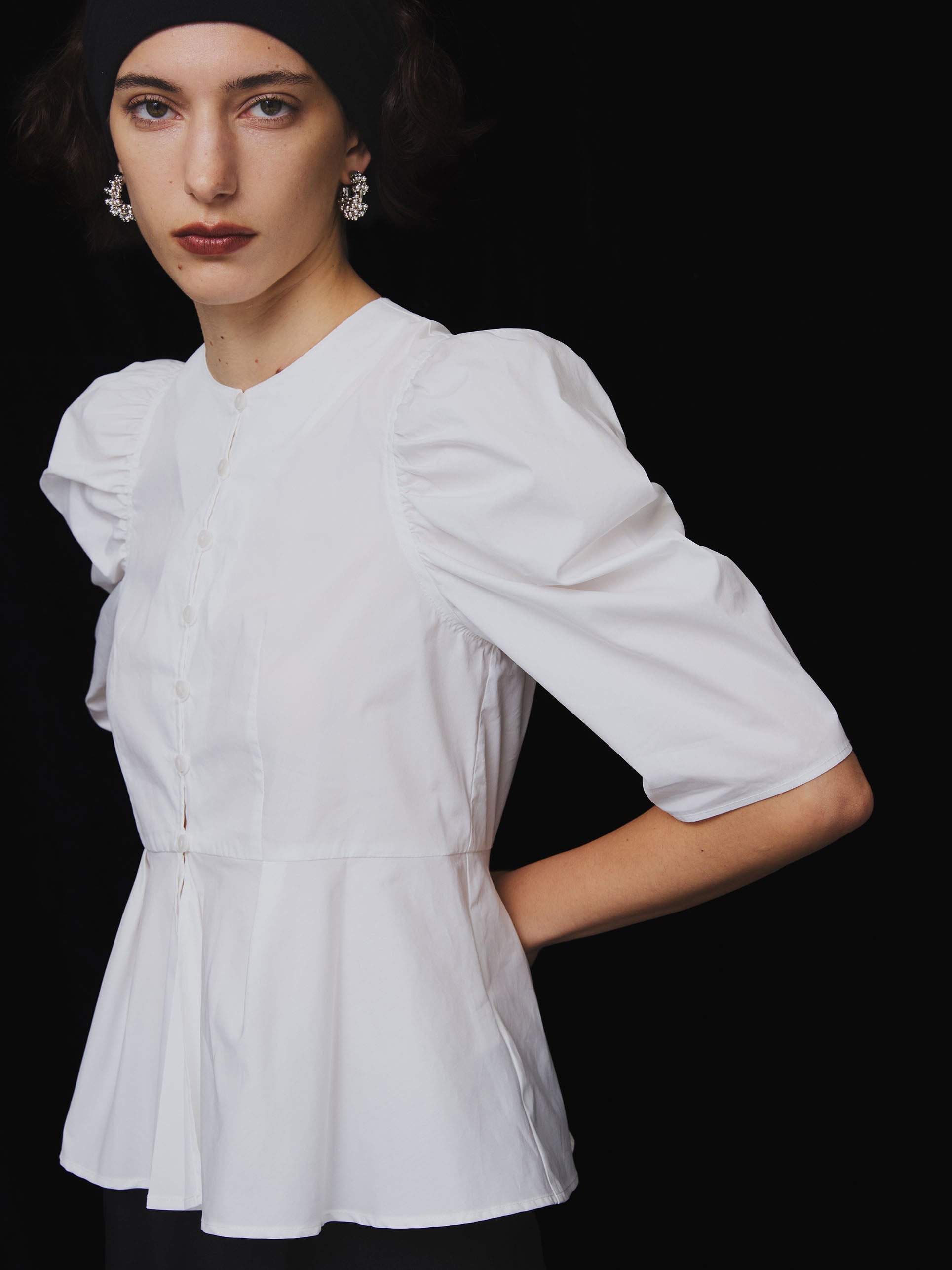 GATHERED PUFF SLEEVE PEPLUM BLOUSE