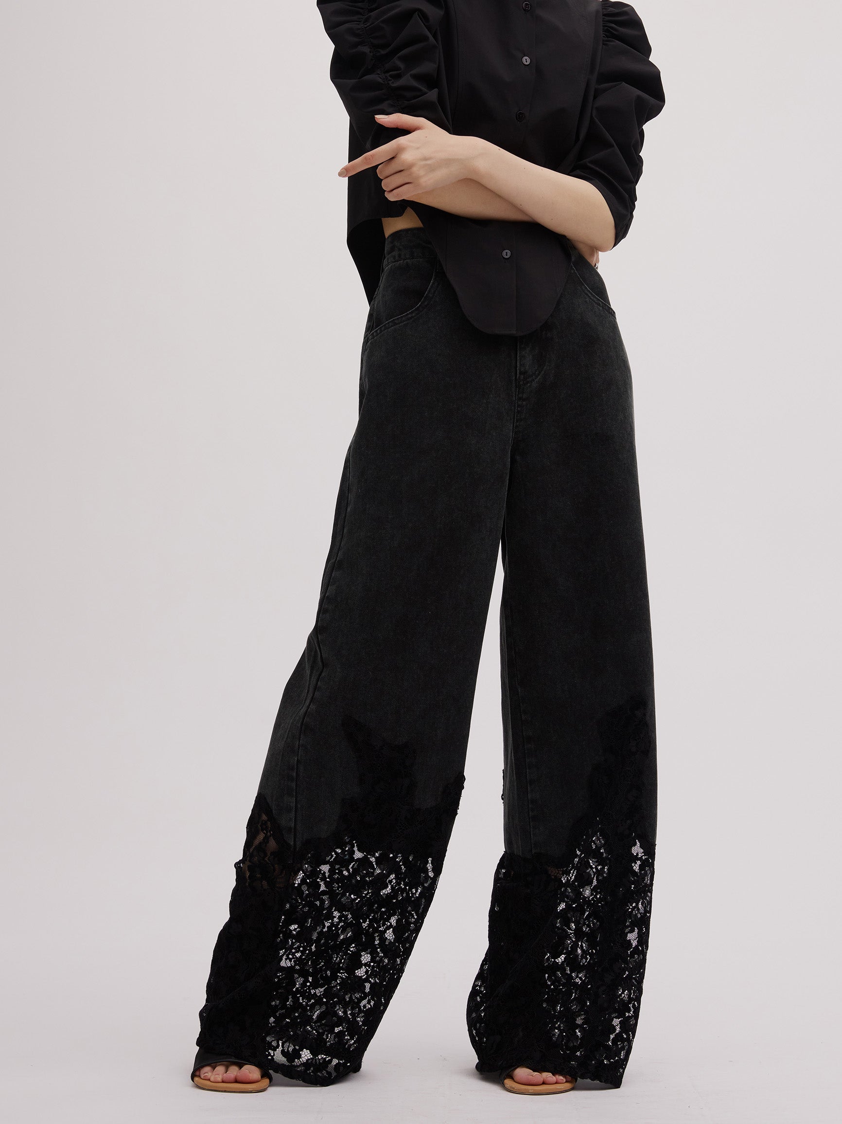 LACE DOCKING FADE DENIM PANTS
