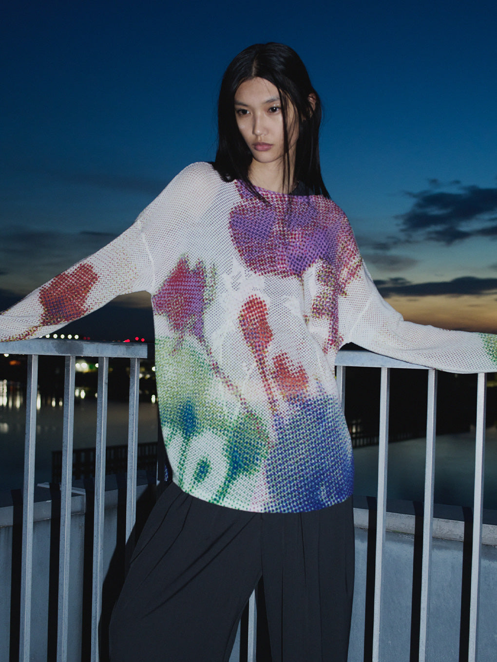 LOW RESOLUTION FLOWER KNIT TOP