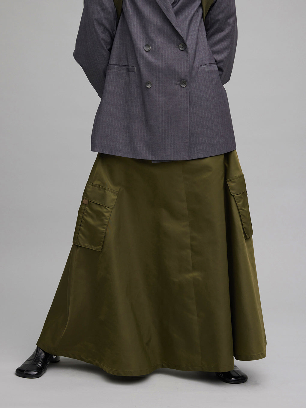 MILITARY SATIN FLARE SKIRT 