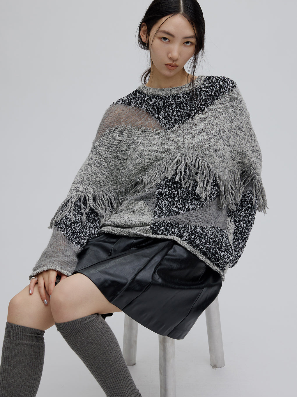 DOCKING PATTERN FRINGE KNIT