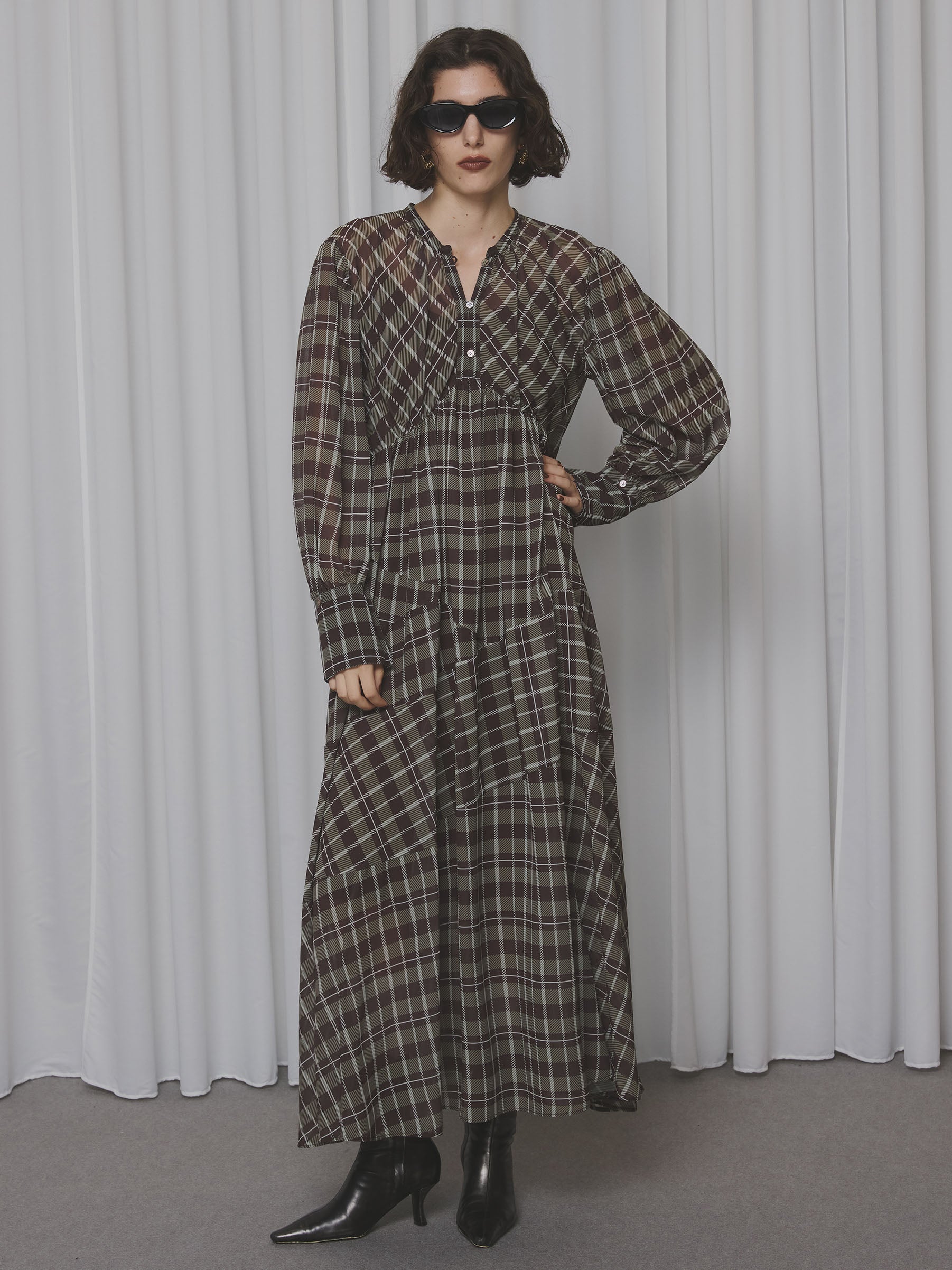 IRREGULAR PLAID PATTERN DRESS