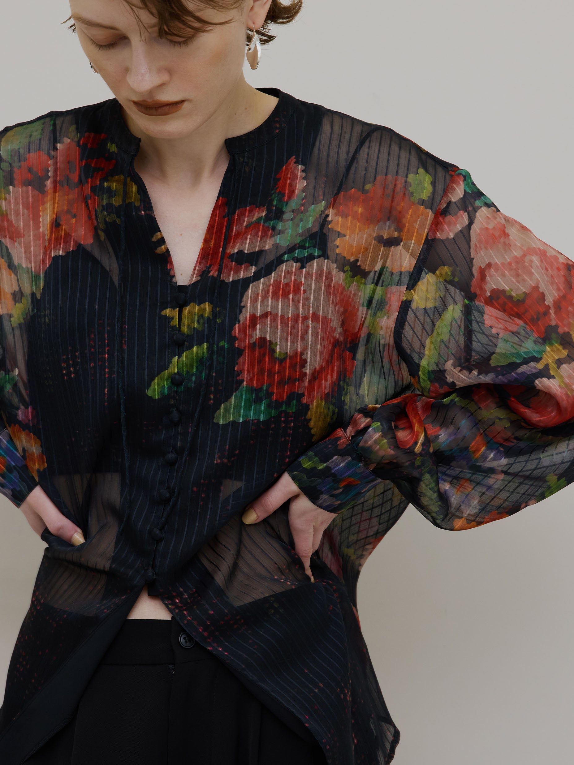 JACQUARD FLOWER PATTERN SHEER BLOUSE