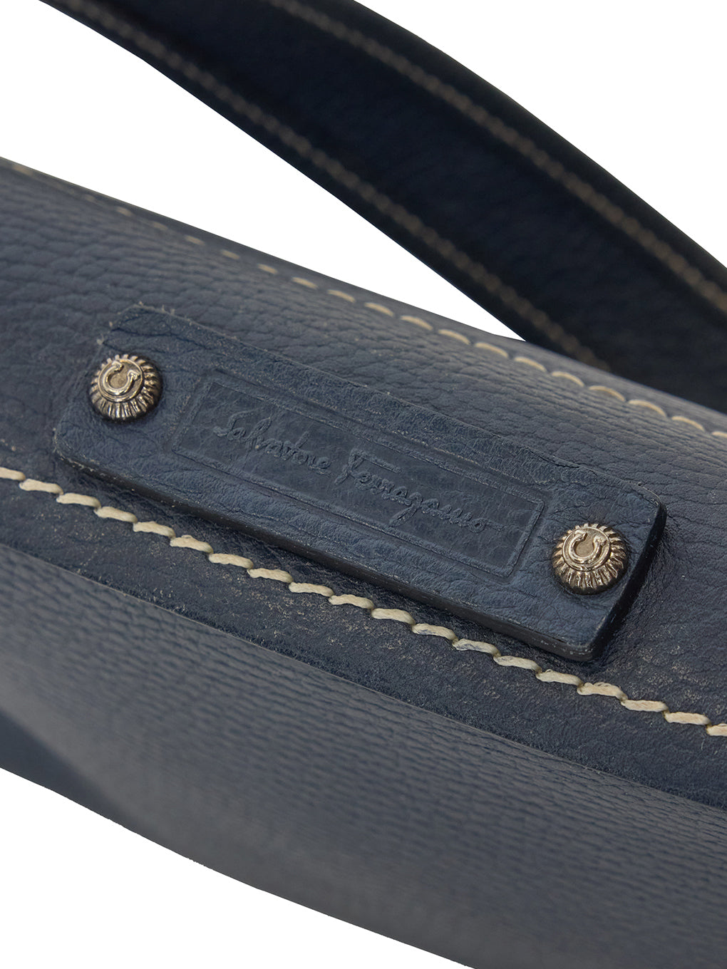 SalvatoreFerragamo レザーワンショルダーバッグ