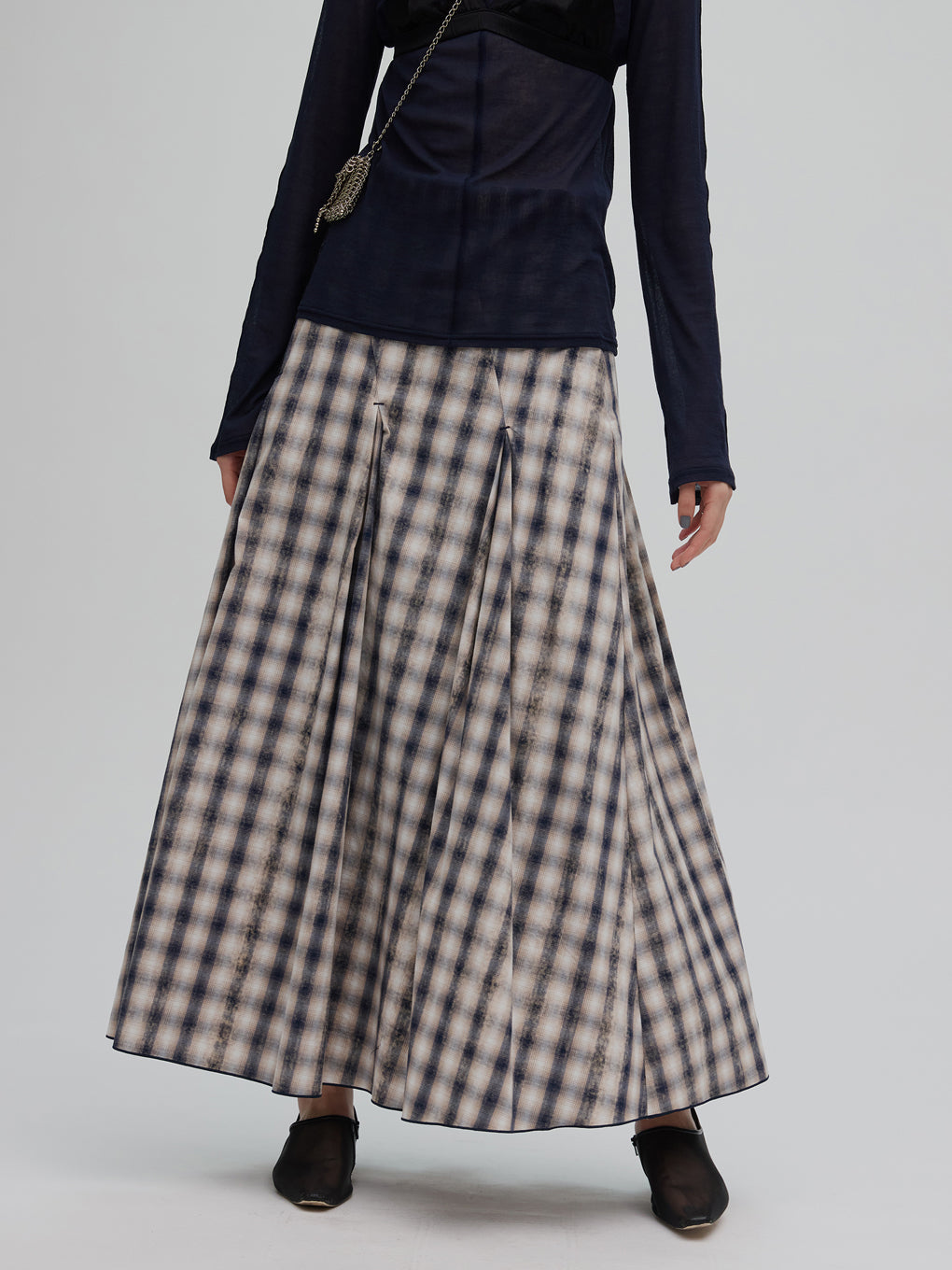 UNEVEN CHECK SPIRAL SKIRT