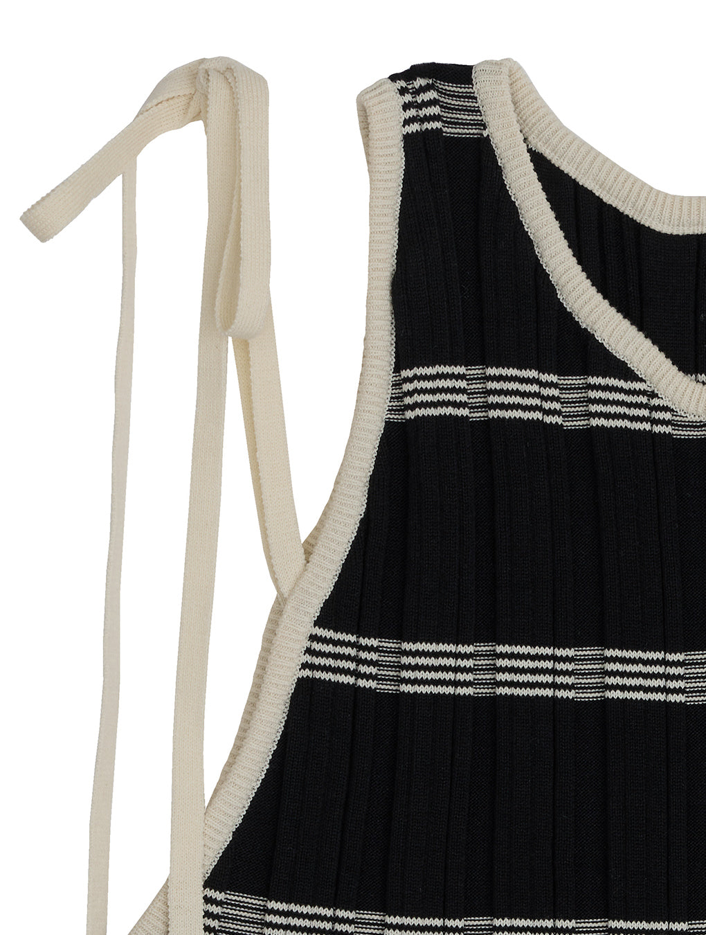 MEDI PURIPURI SHORT KNIT TOP