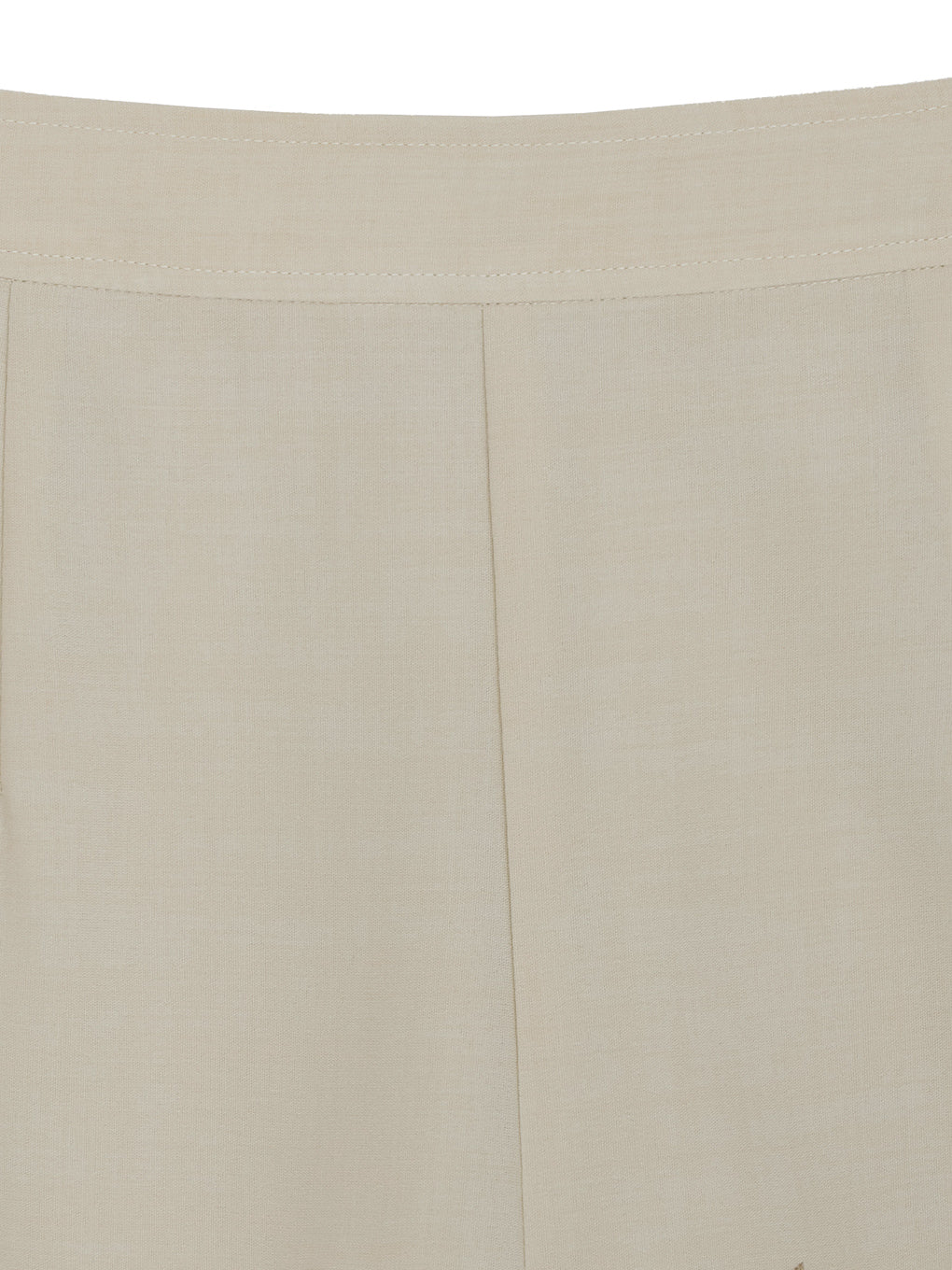 MEDI LACE EMBROIDERY SHORT PANTS