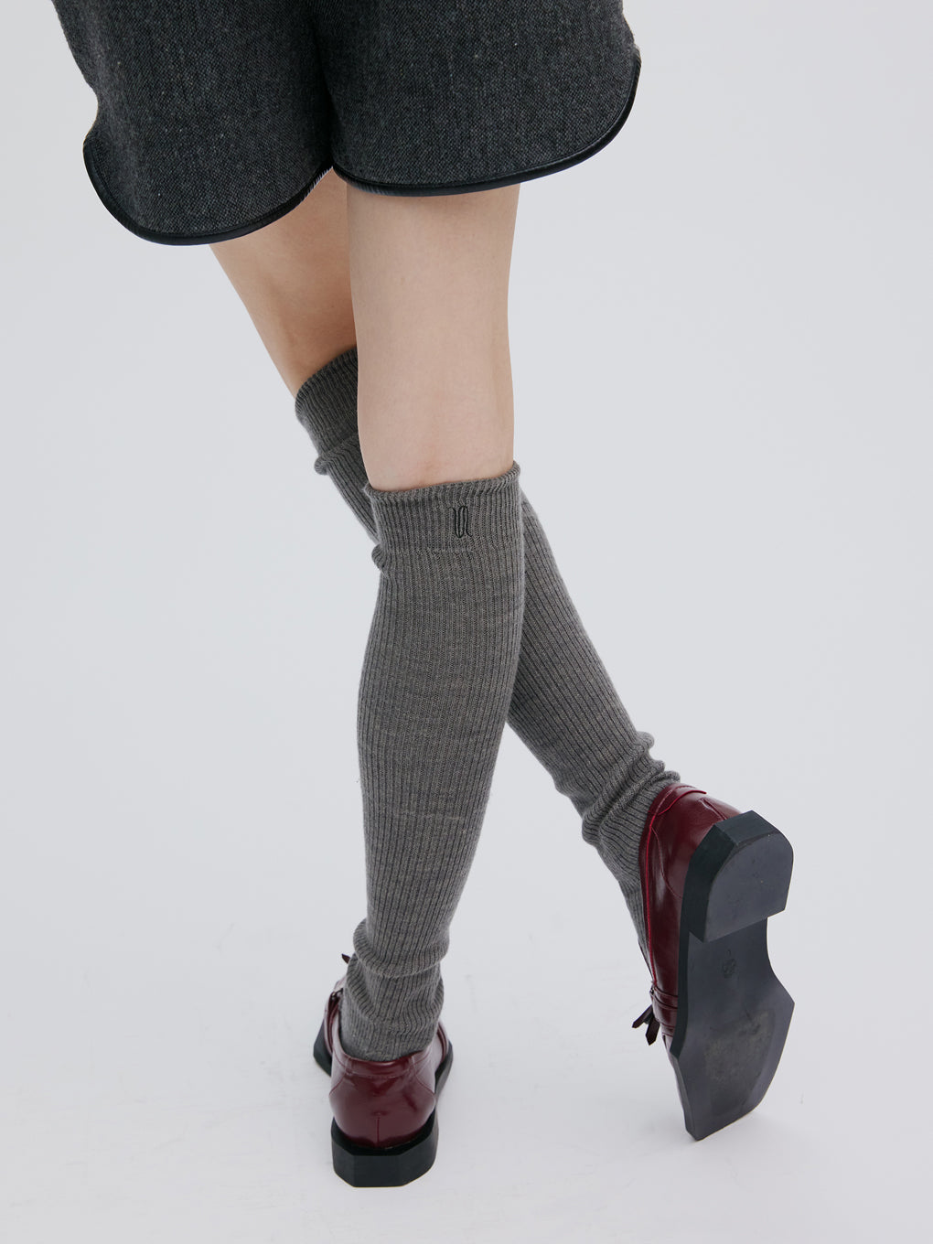 Tabio×Ameri BACK EMBROIDERY LOOSE SOCKS