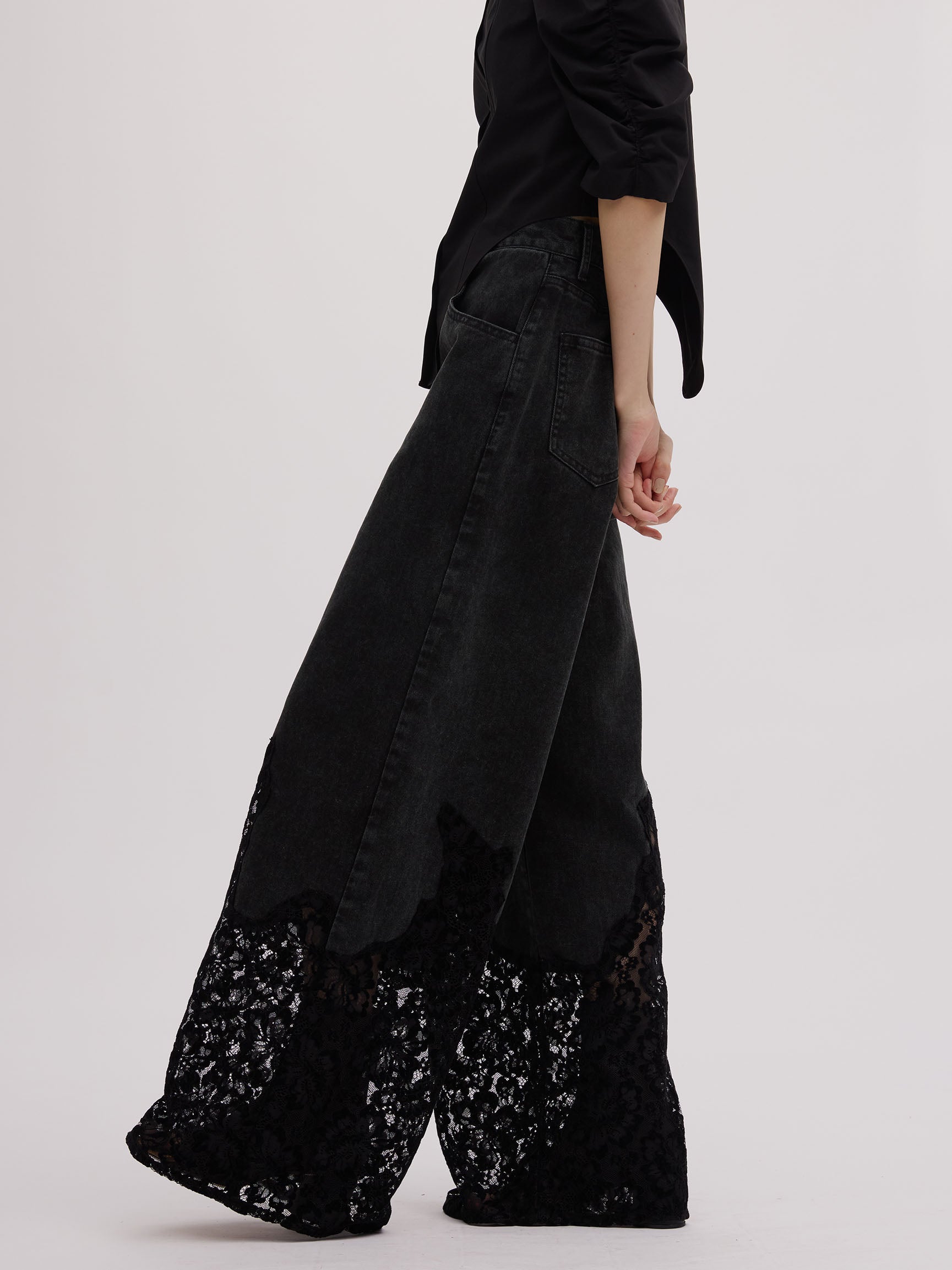 LACE DOCKING FADE DENIM PANTS