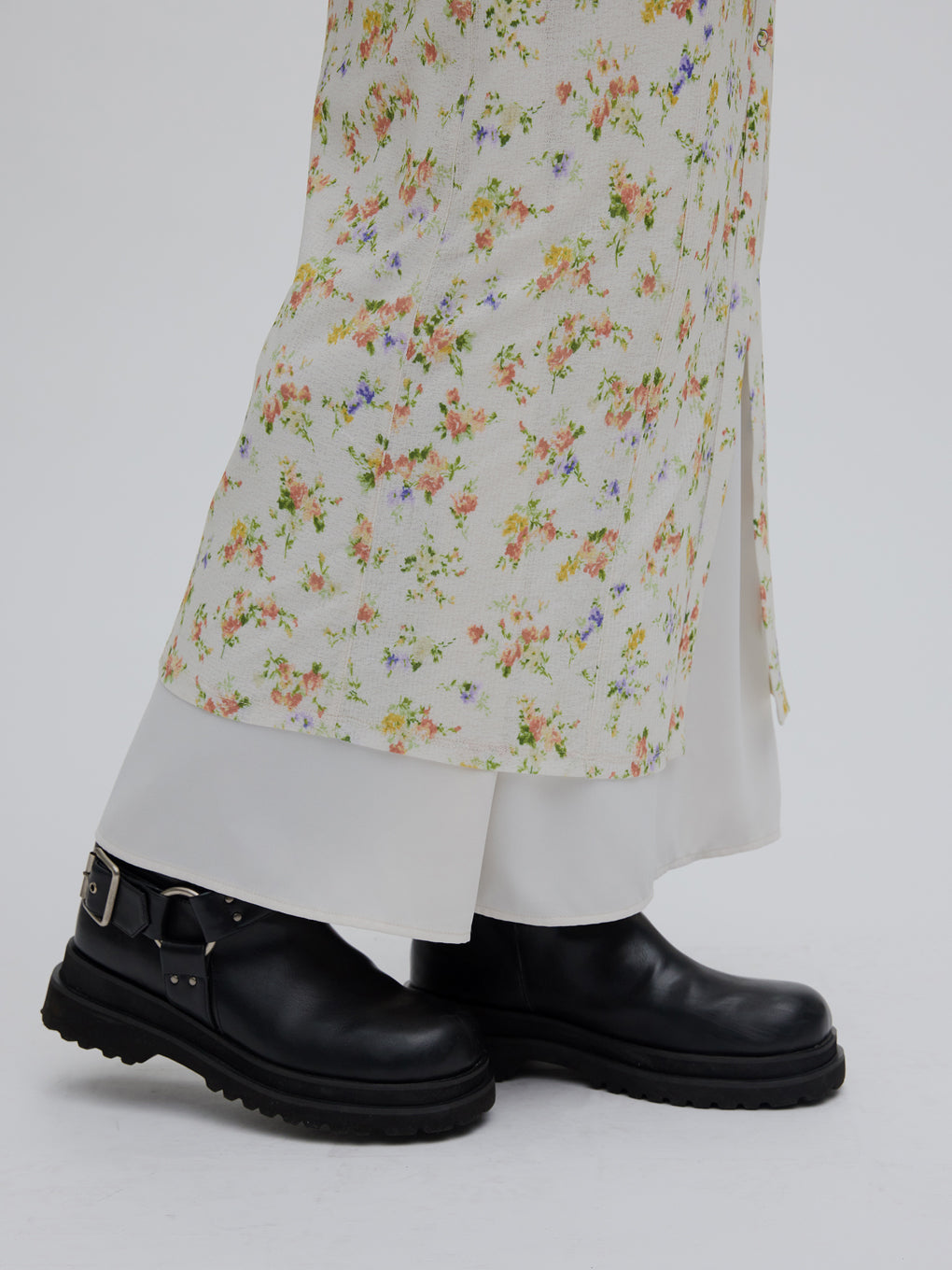 STRAIGHT SKIRT WITH SHEER RIB WAISTCLOTH