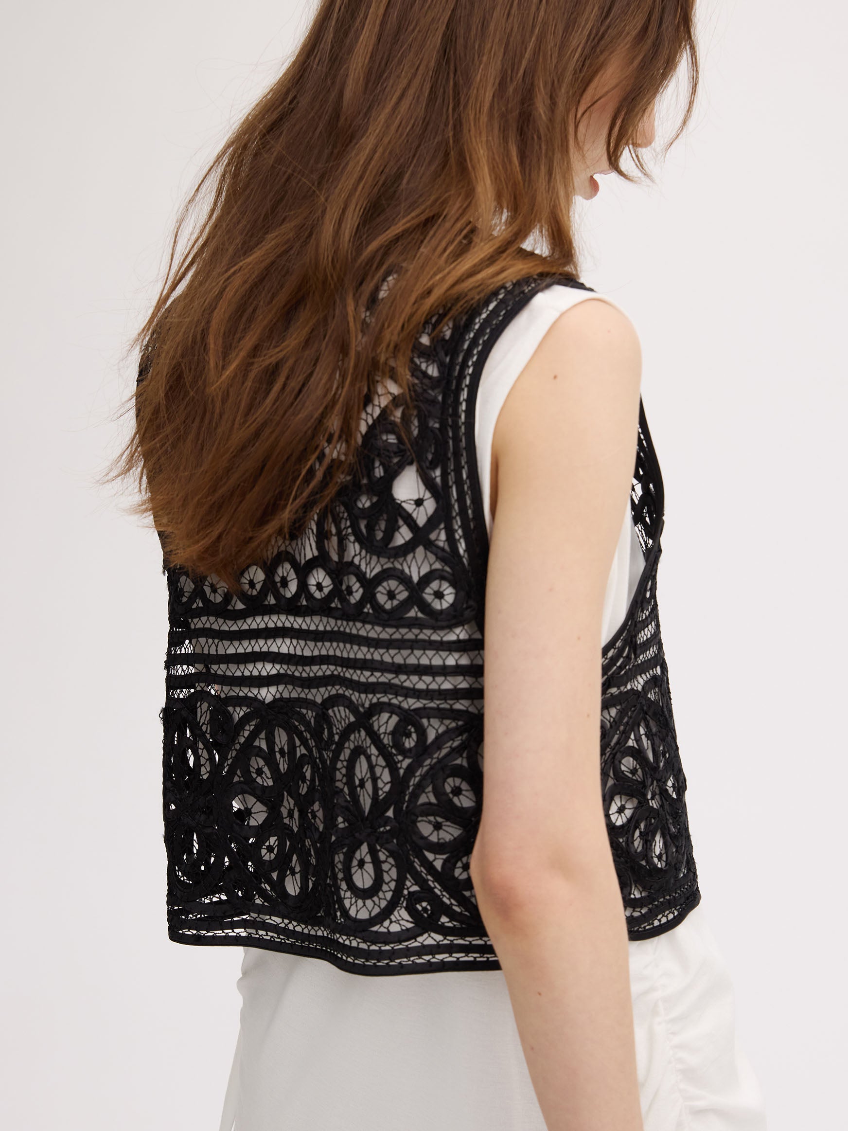 2WAY SATIN BATTEN LACE VEST
