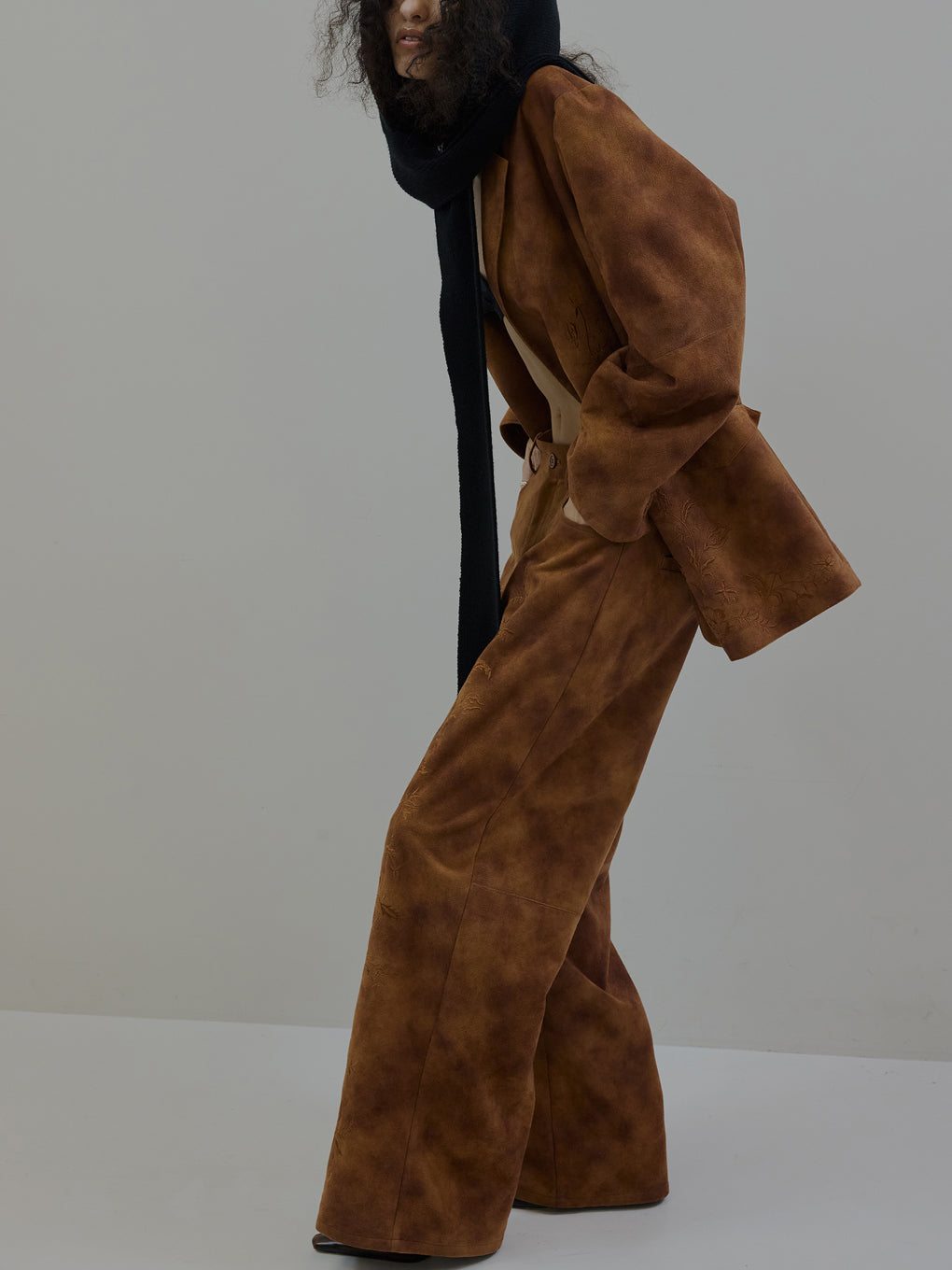 SYNTHETIC SUEDE EMBROIDERY PANTS