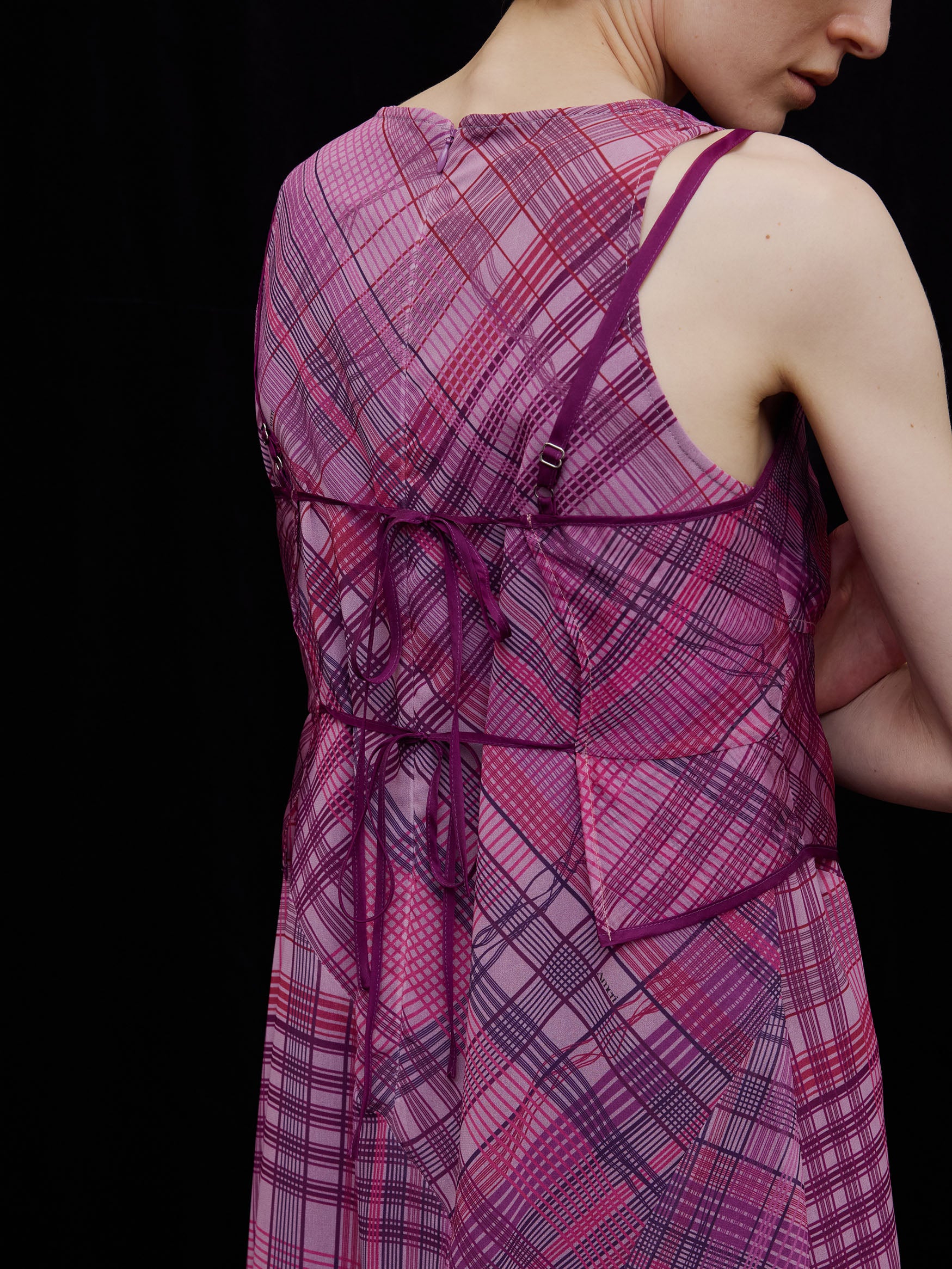 MEDI STRAIN CHECK DRESS