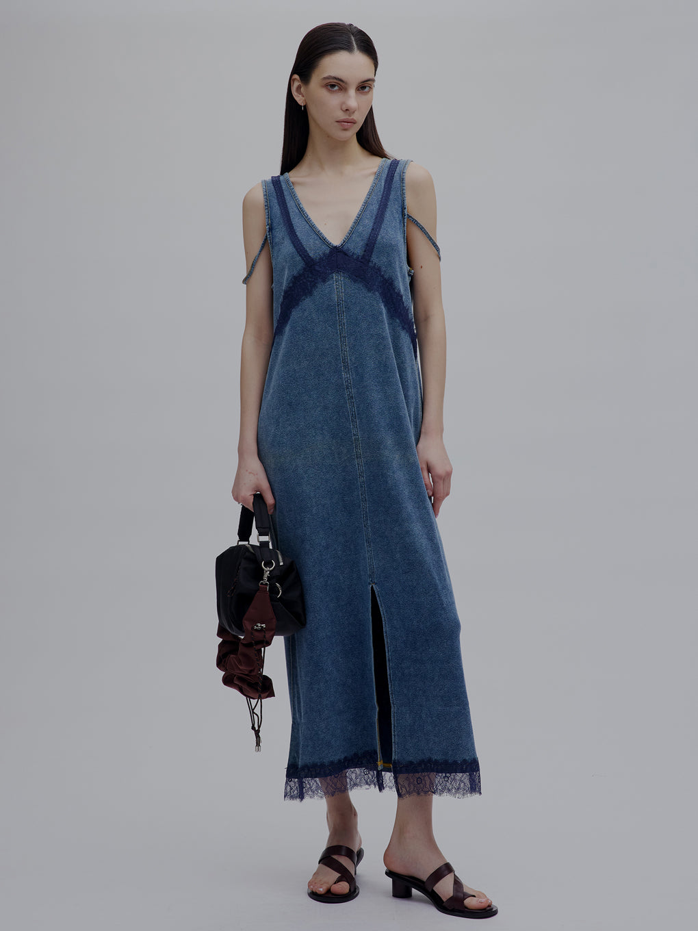 MEDI 2WAY DENIM LIKE LACE DOCKING DRESS