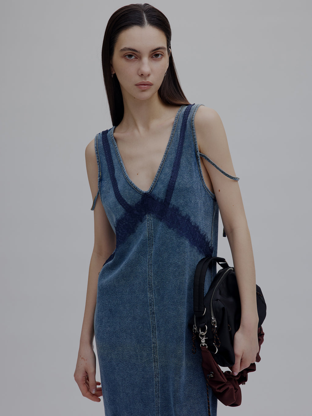 MEDI 2WAY DENIM LIKE LACE DOCKING DRESS