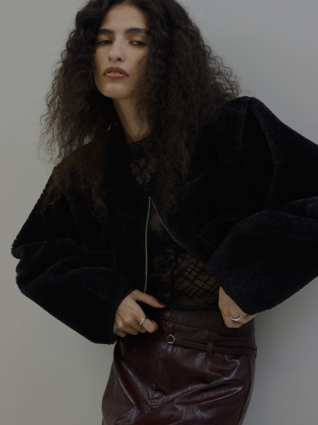 BOA COLLARLESS REVERSIBLE SHORT JACKET