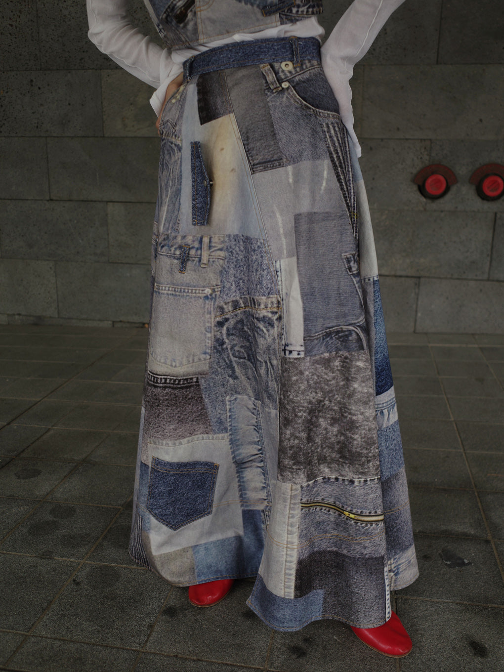 DENIM PATCHWORK PRINT SKIRT