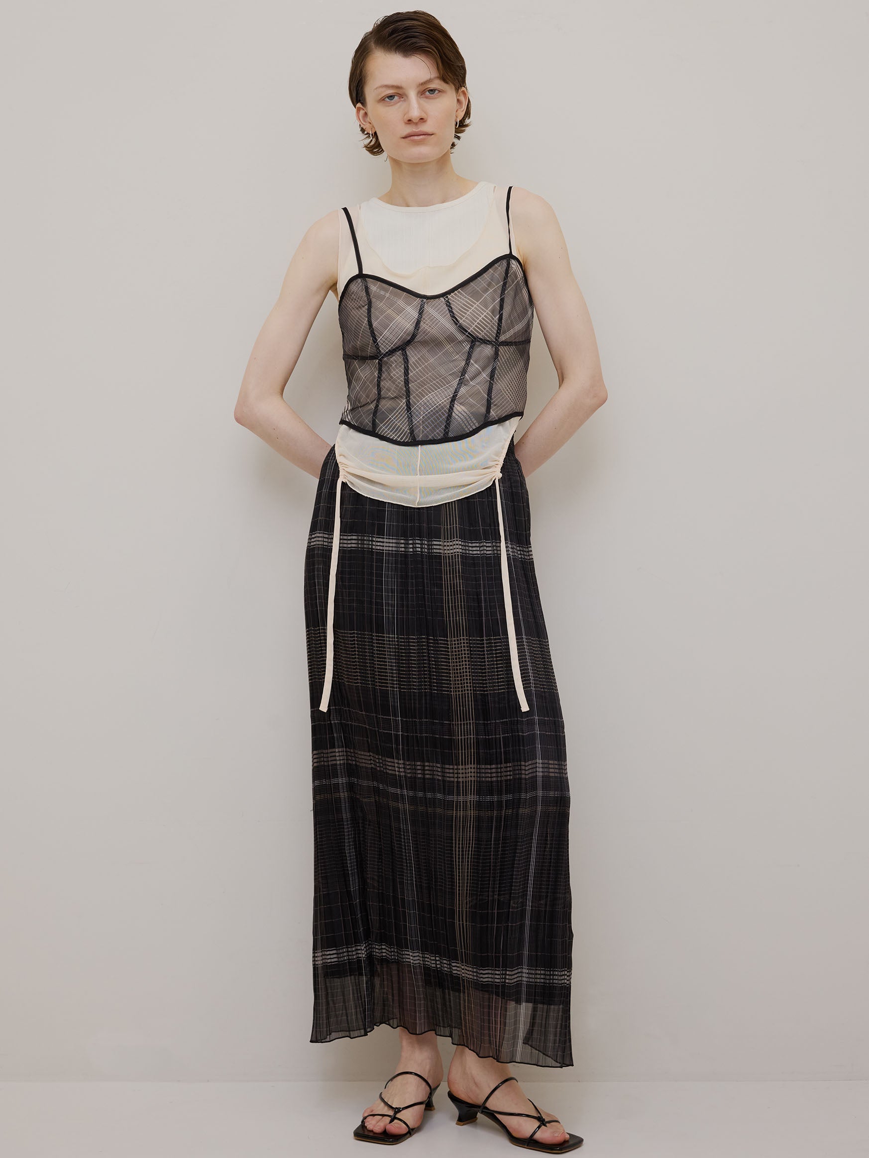 MEDI STRAIN CHECK SKIRT
