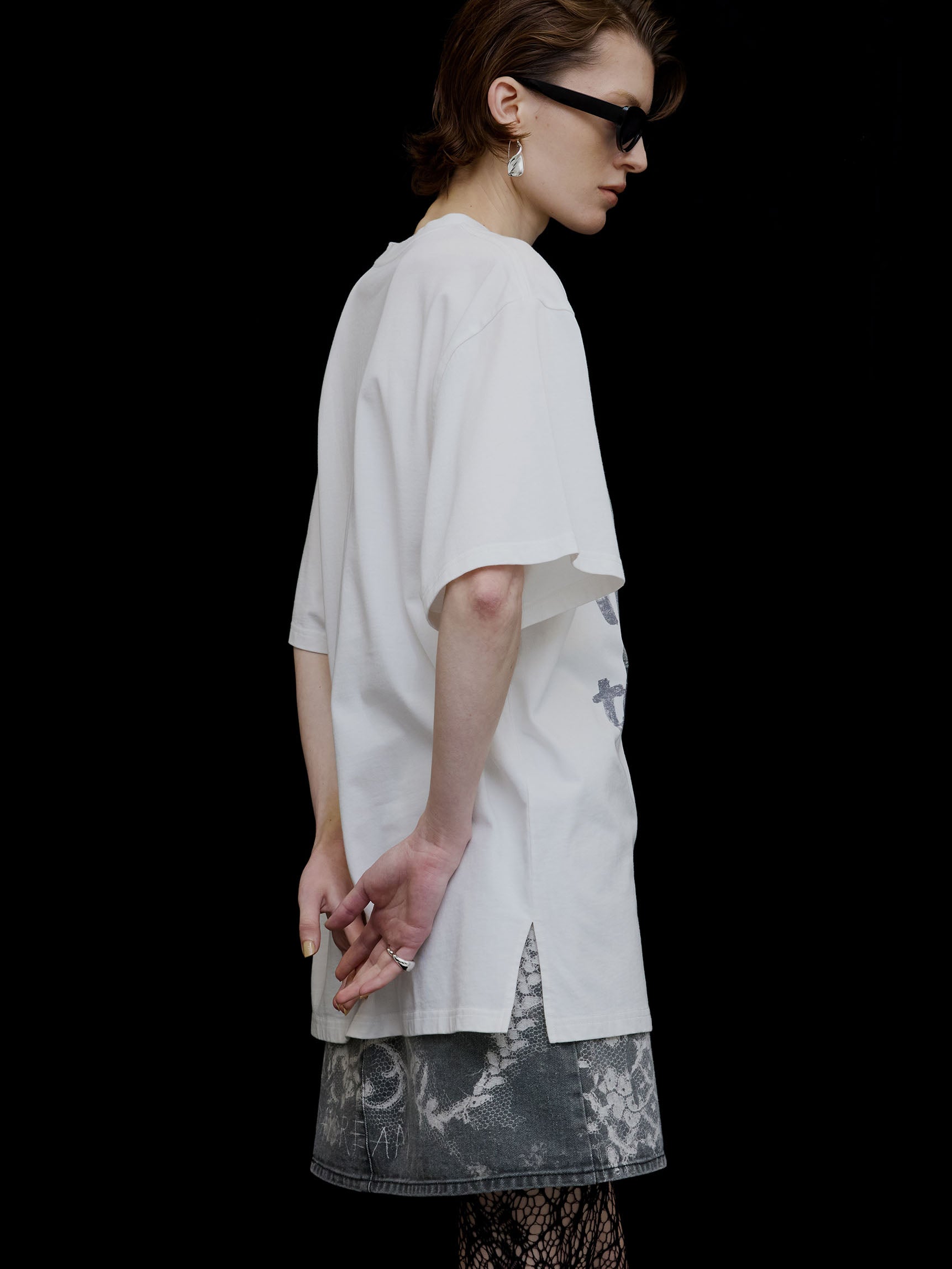 GRAFFITI THOUGHT TEE