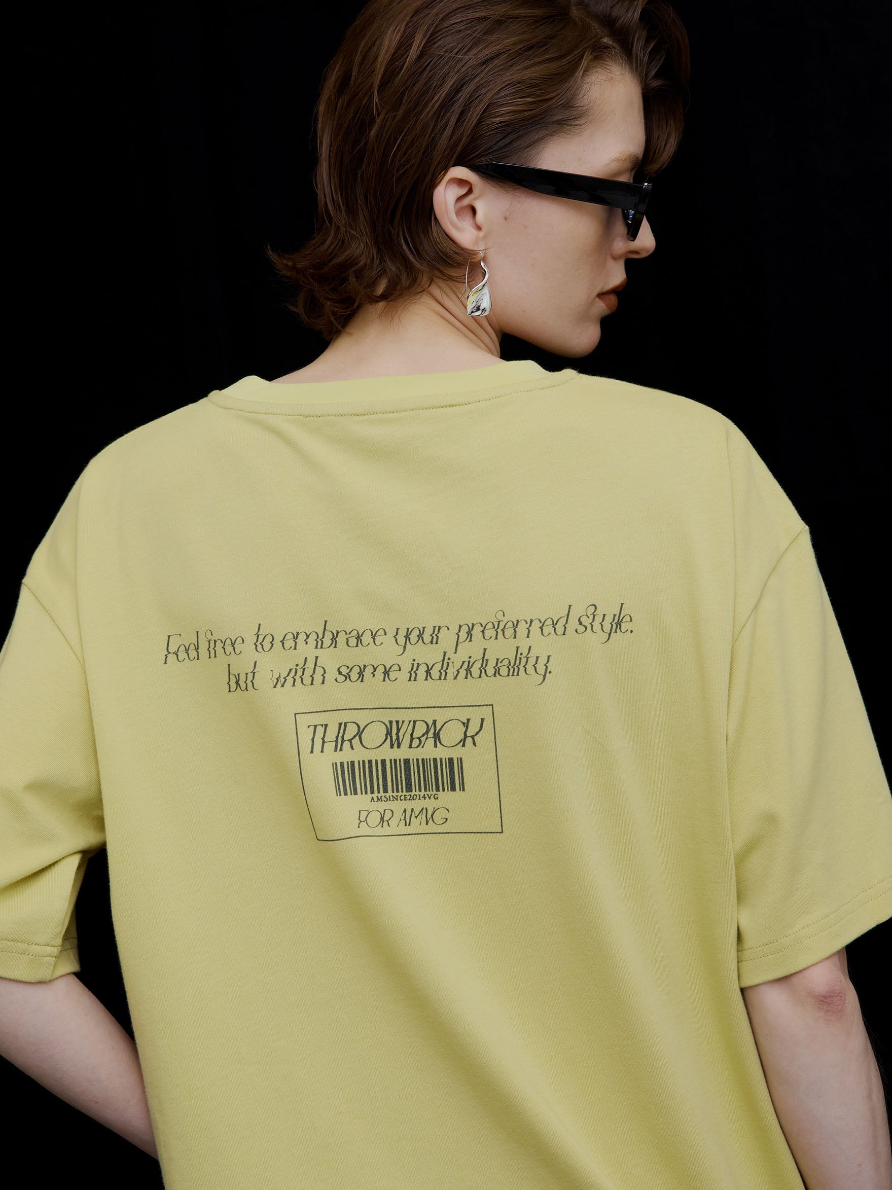 CLARA EMBROIDERY CONCEPT TEE