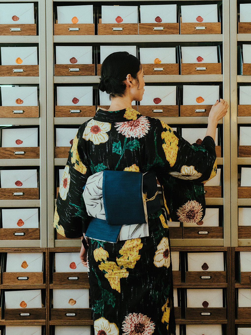 KEITAMARUYAMA × Ameri BLACK FLOWER YUKATA