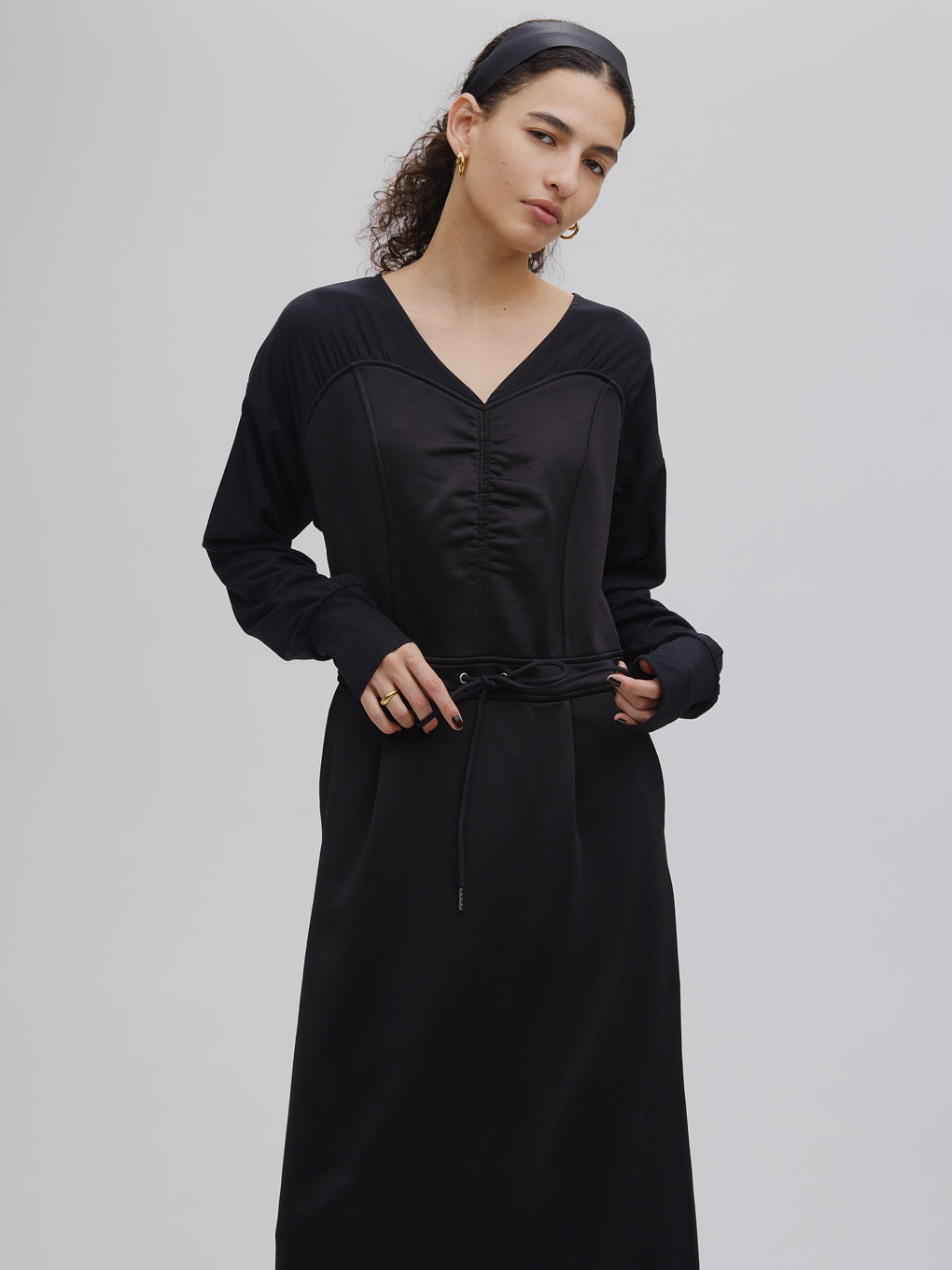 UND DOCKING DESIGN SWEAT DRESS