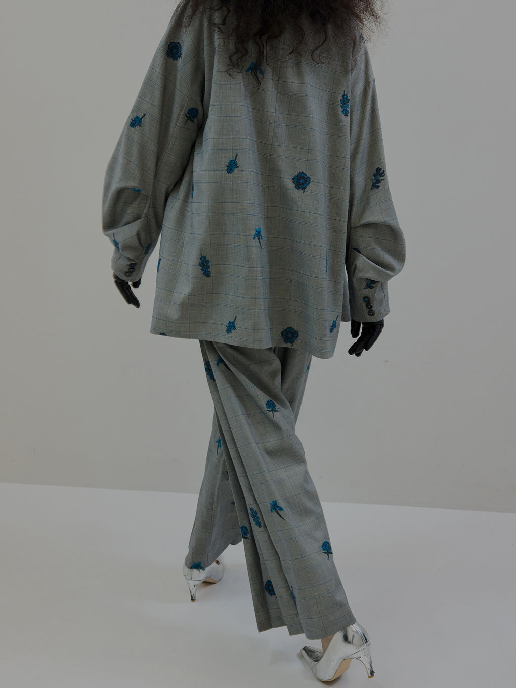 CHECK FLOWER PLEATS PANTS