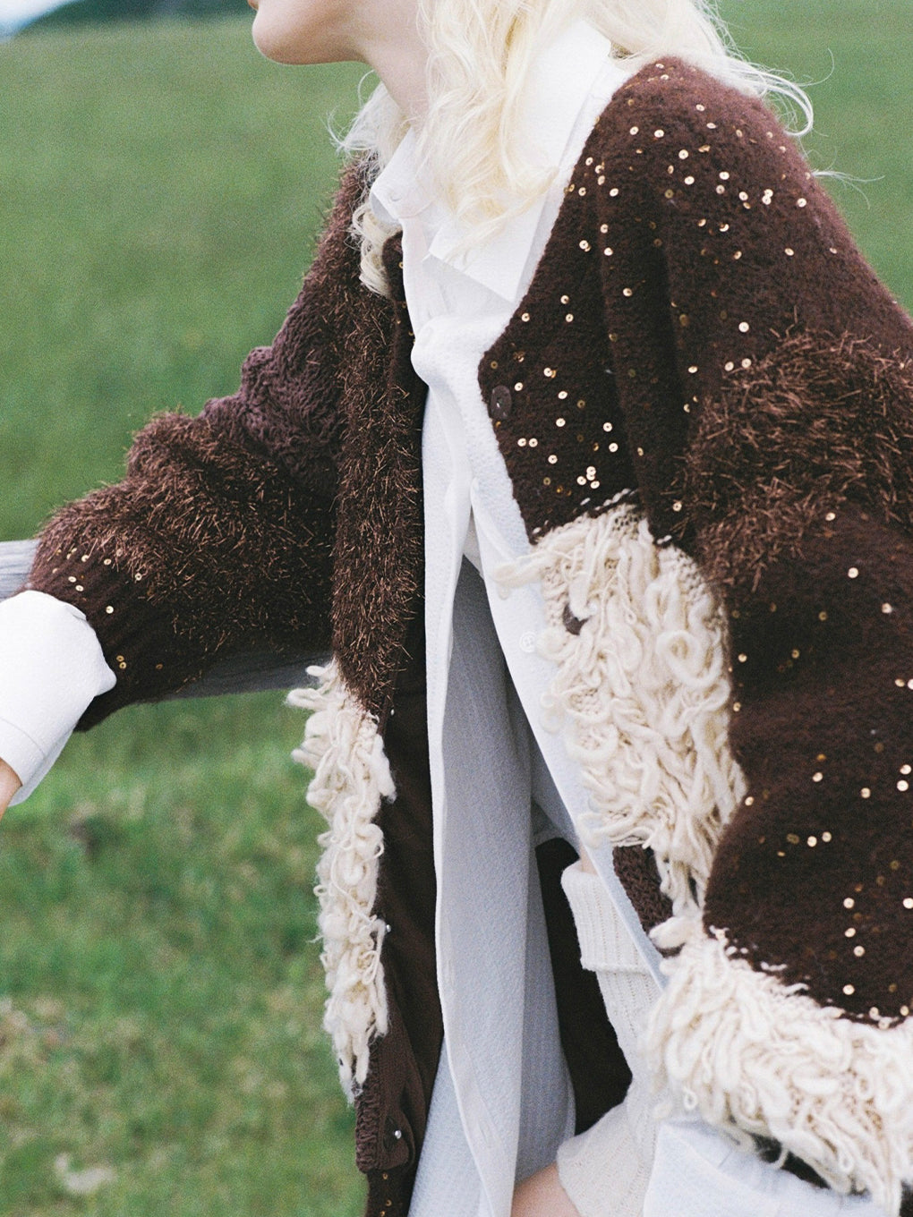 UND UNEVENNESS TIE BLOUSE