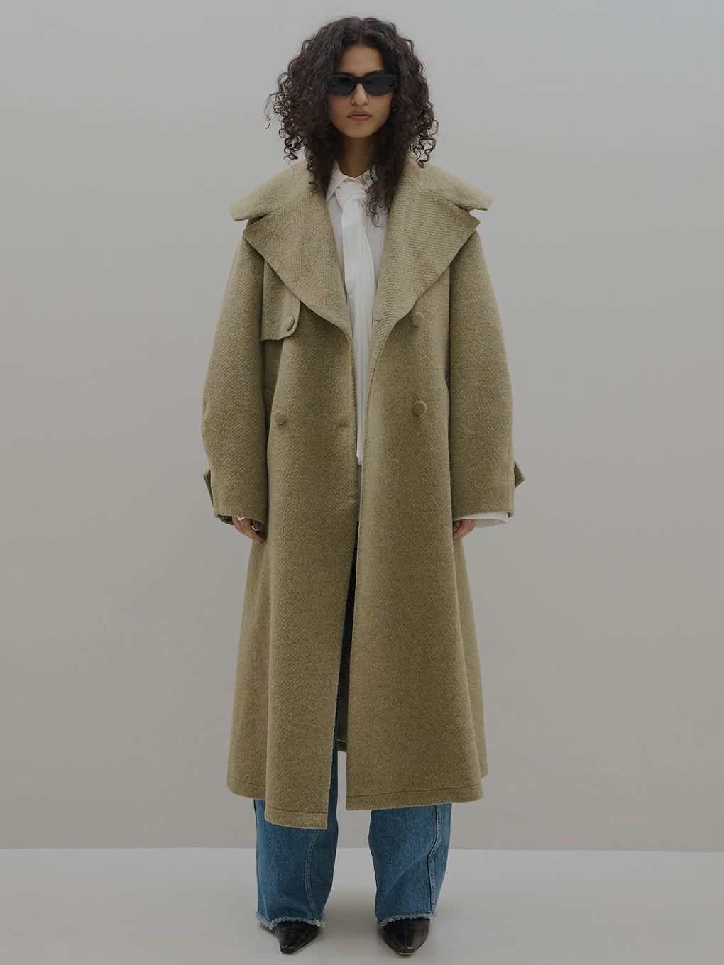 UND BIG ROUND COLLAR WOOL LONG COAT