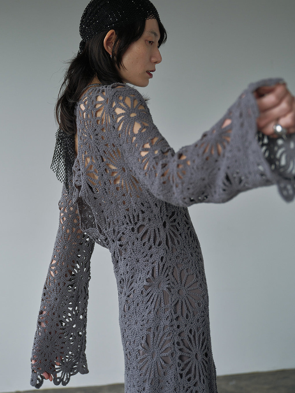 MEDI FLOWER SAINT LACE DRESS 