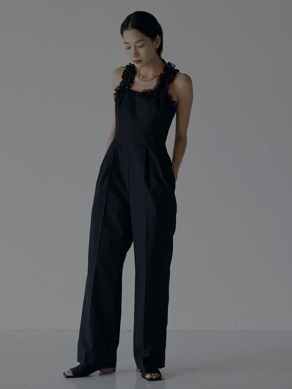 MEDI 2WAY FRILL ROMPERS 