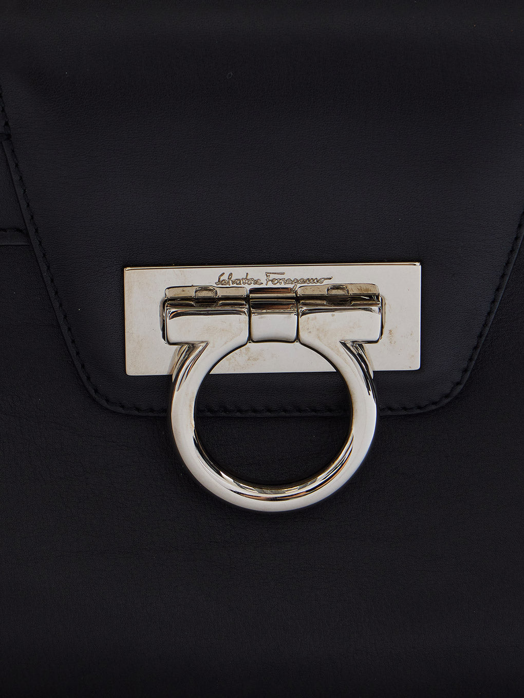 Salvatore Ferragamo ガンチーニレザーバッグ
