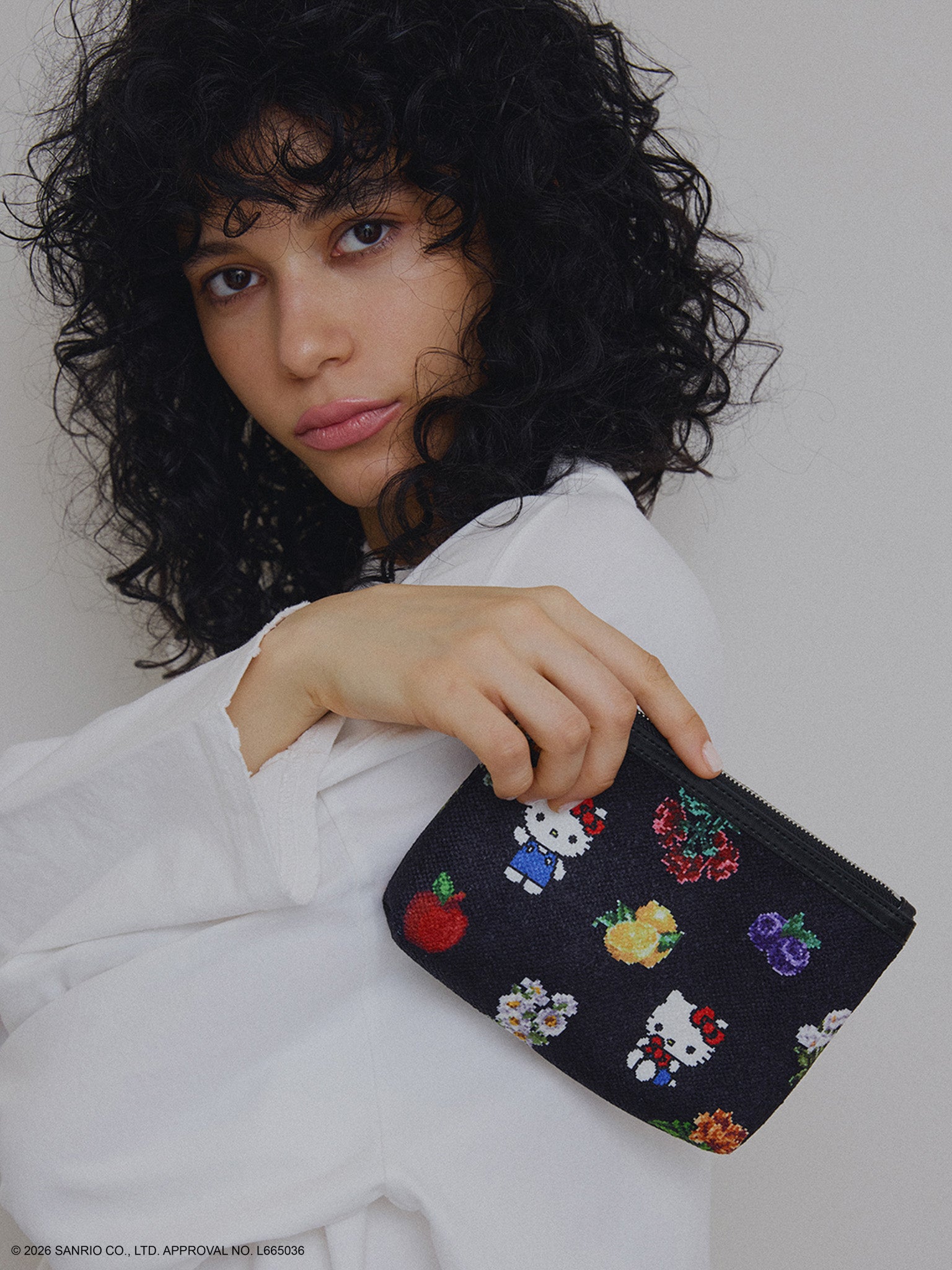 HELLO KITTY×Ameri PIXEL PATTERN POUCH