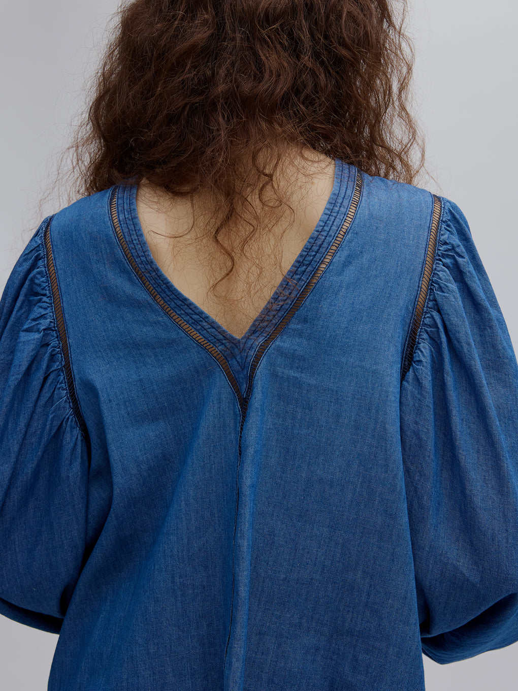 PUFF EMBROIDARY LACE BLOUSE