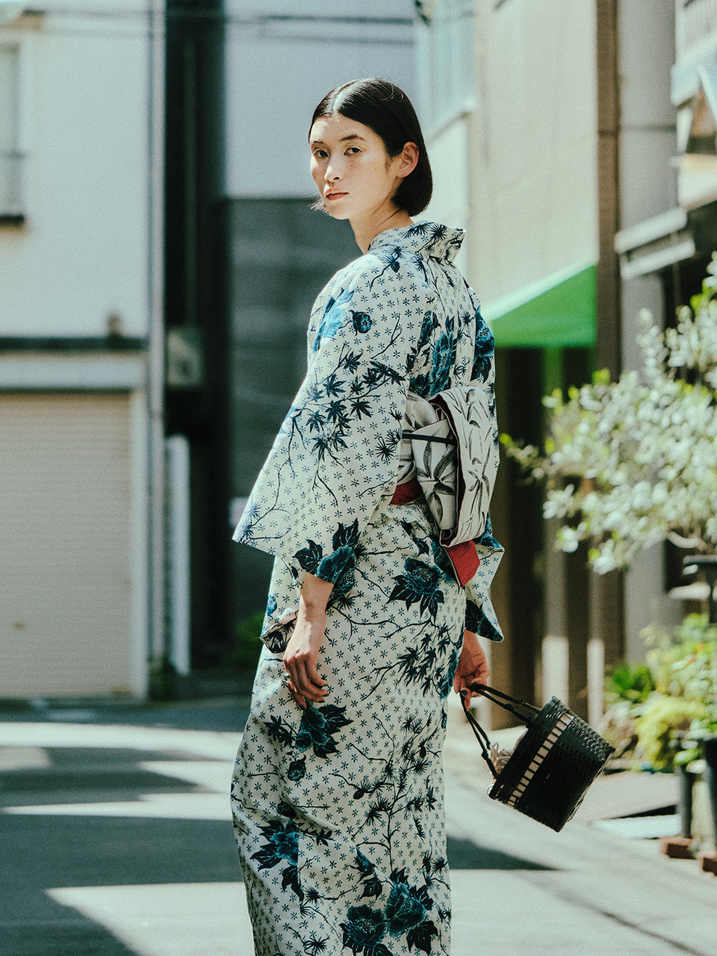 KEITAMARUYAMA × Ameri IVORY FLOWER YUKATA
