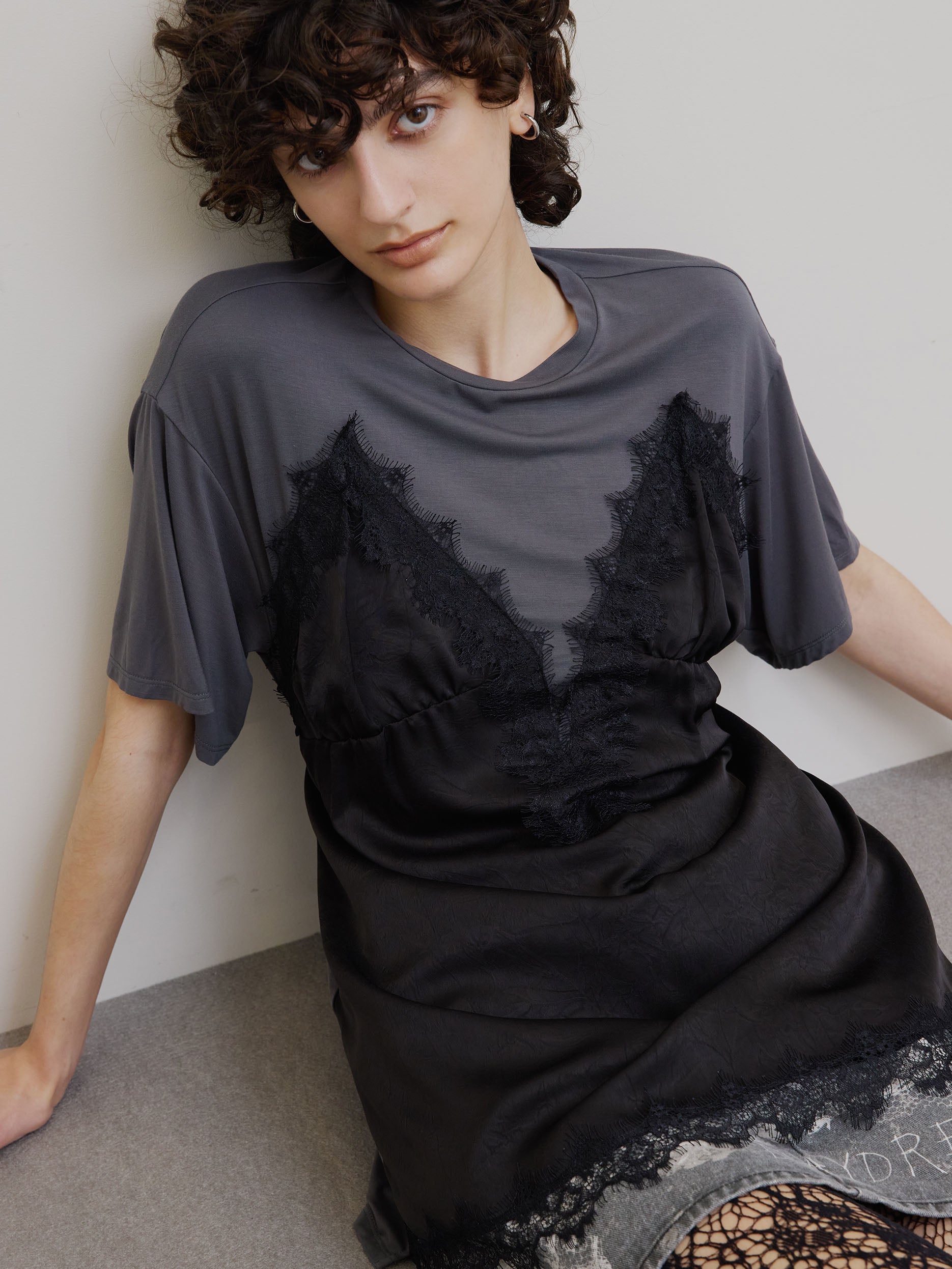 MEDI SATIN DOCKING TUNIC TEE