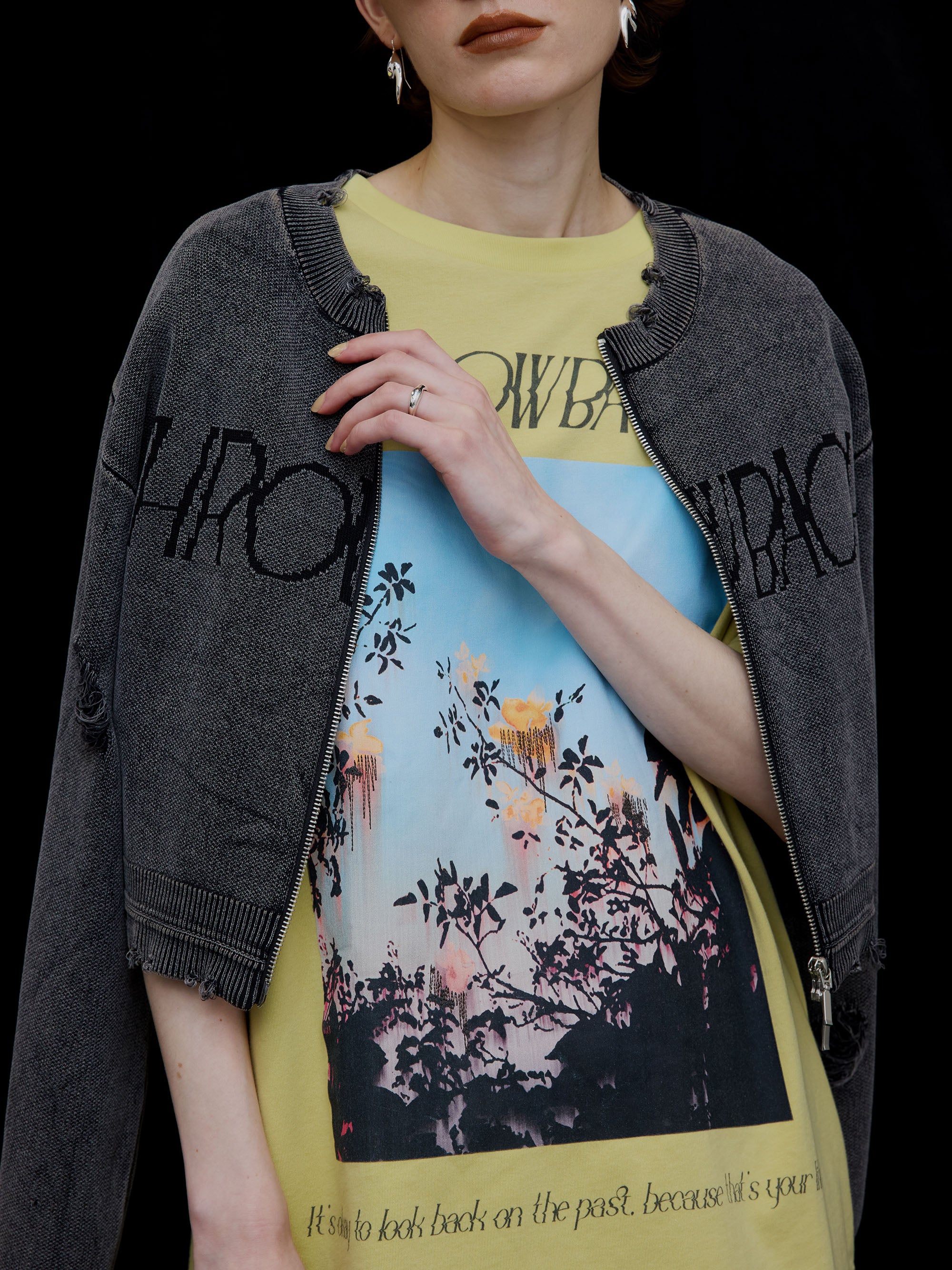 CLARA EMBROIDERY CONCEPT TEE