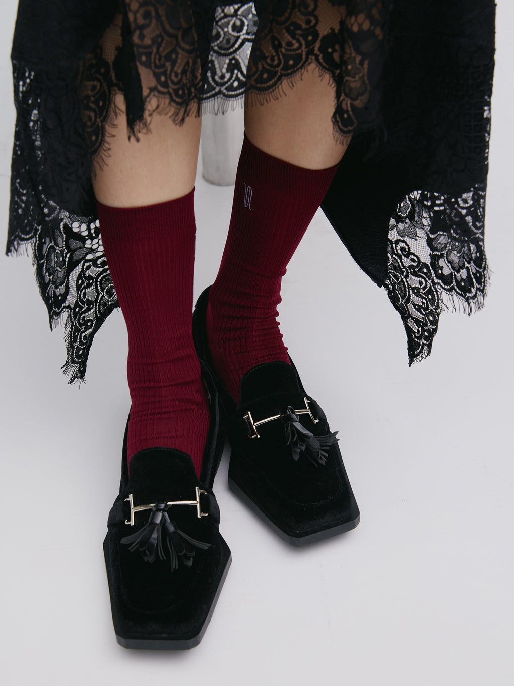 Tabio × Ameri GLOSSY SHEER SOCKS