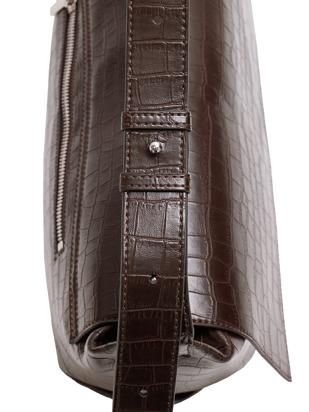 UND WIDE FLAP SHOULDER BAG
