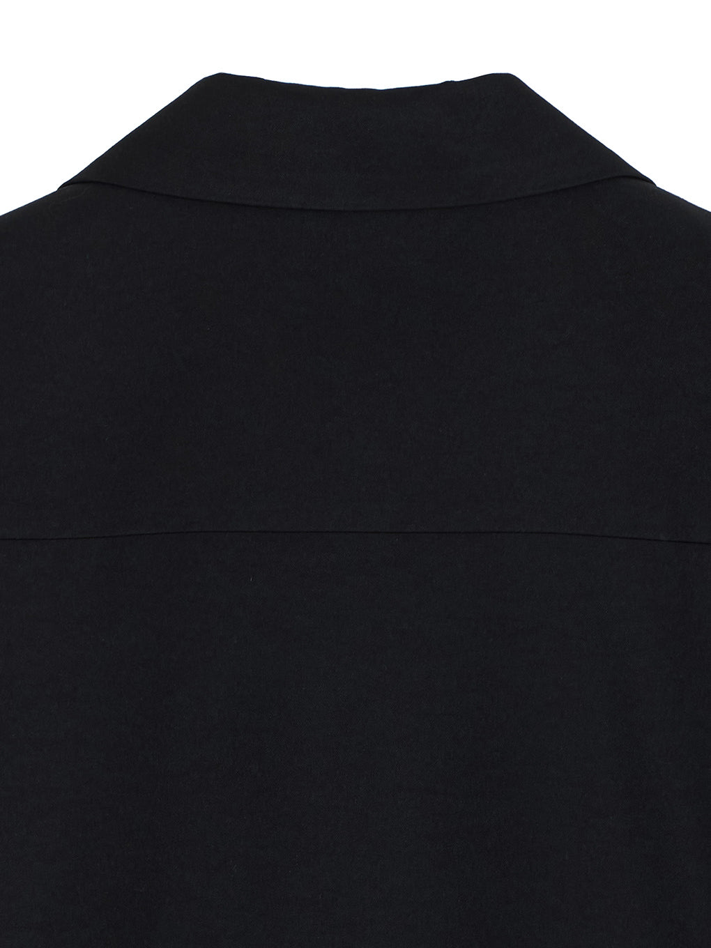 UND CURVE LINE FRILL VEST