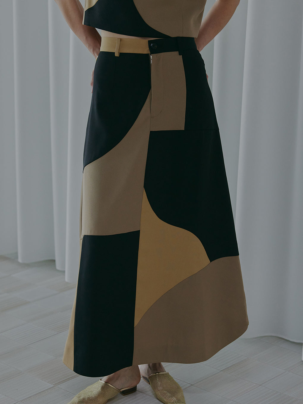 MIXTURE SWICH FLARE SKIRT 