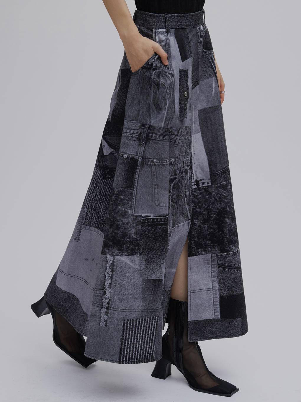 DENIM PATCHWORK PRINT SKIRT