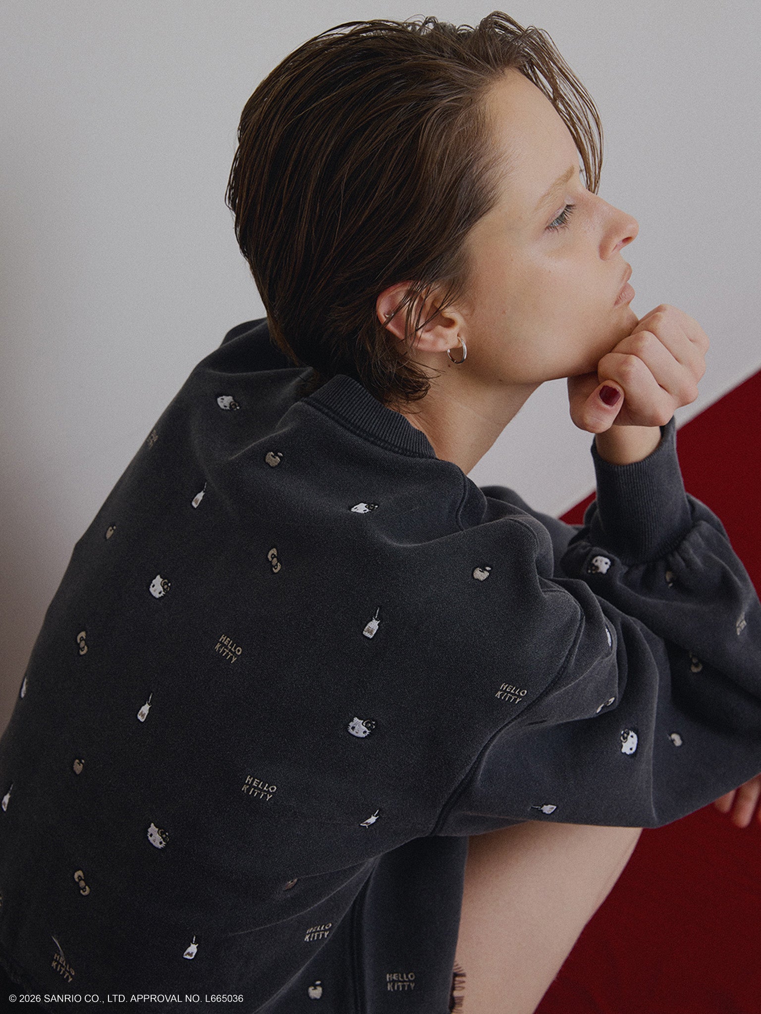 HELLO KITTY×Ameri EMBROIDERY SWEAT TOP